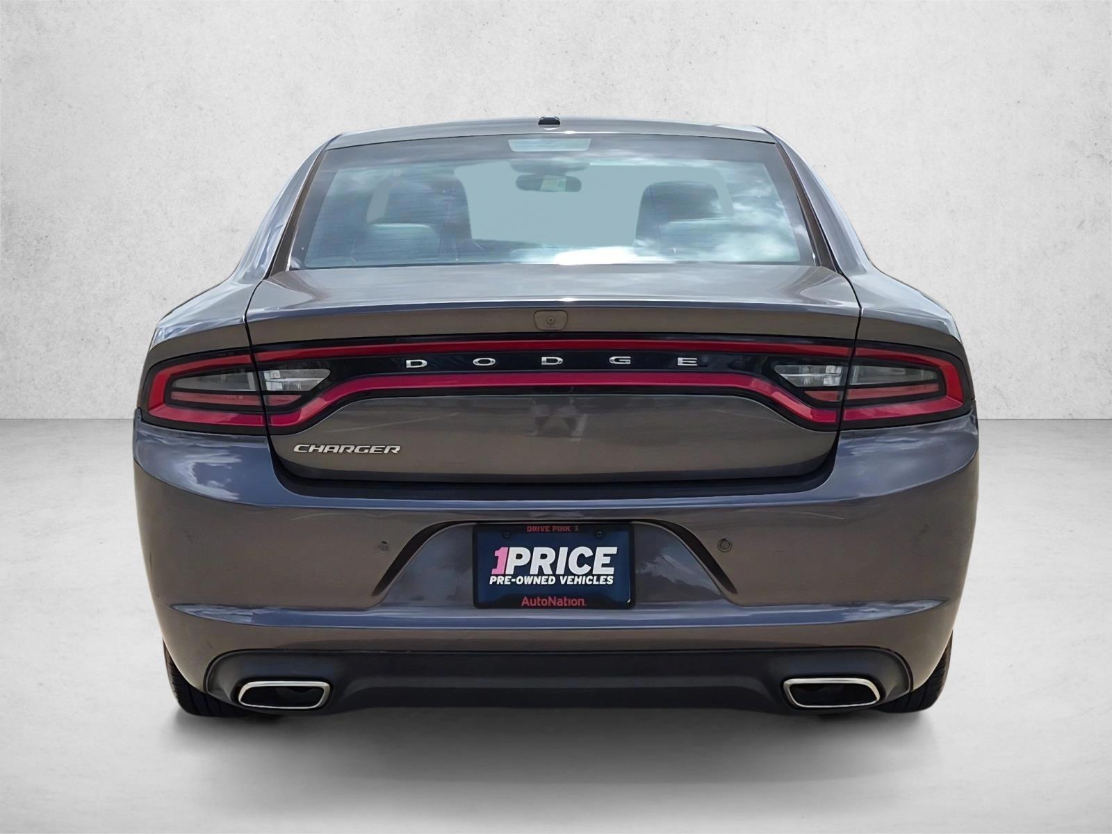 2019 Dodge Charger SXT - Photo 7