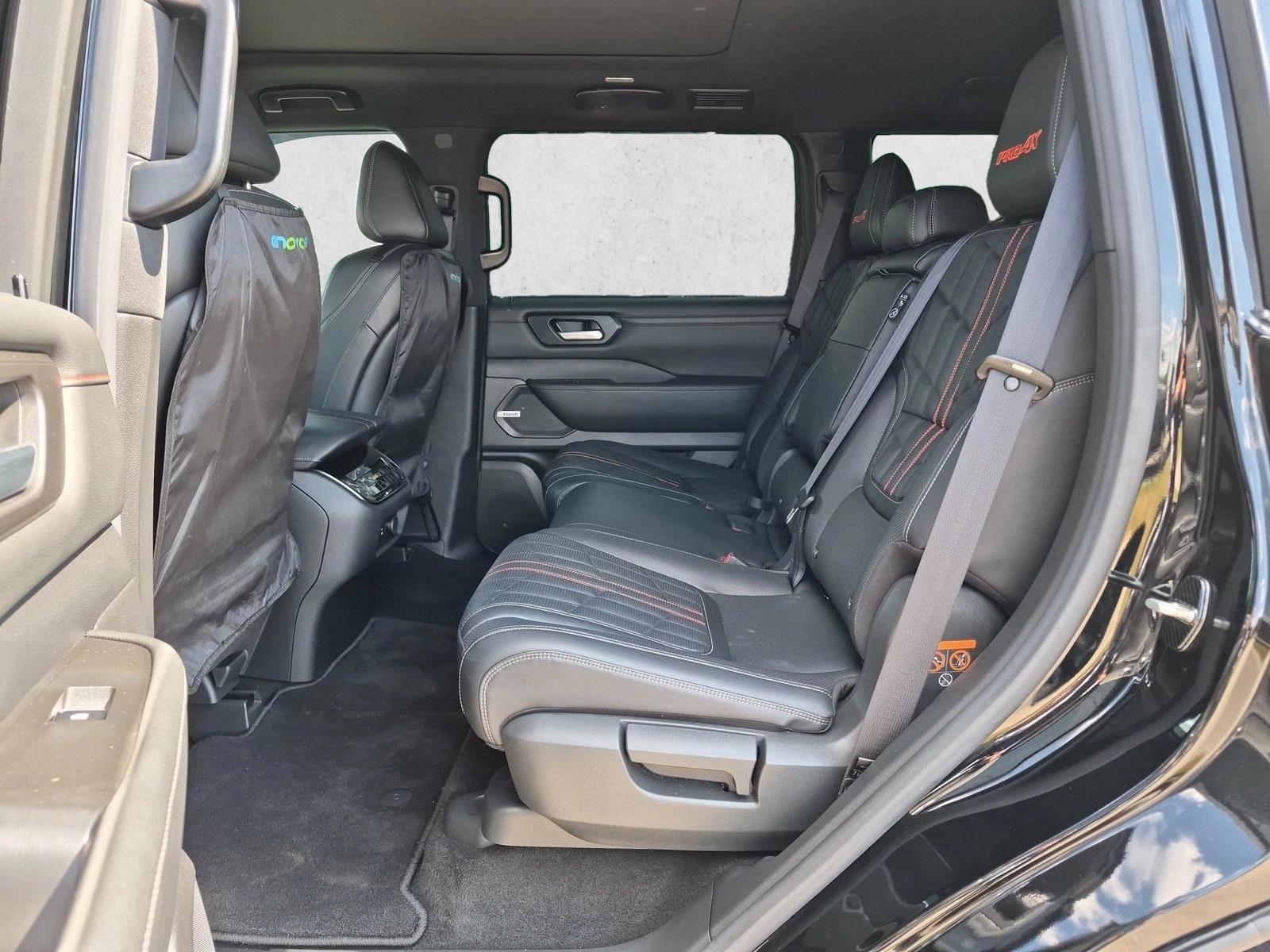 2025 Nissan NissanArmada, photo 18