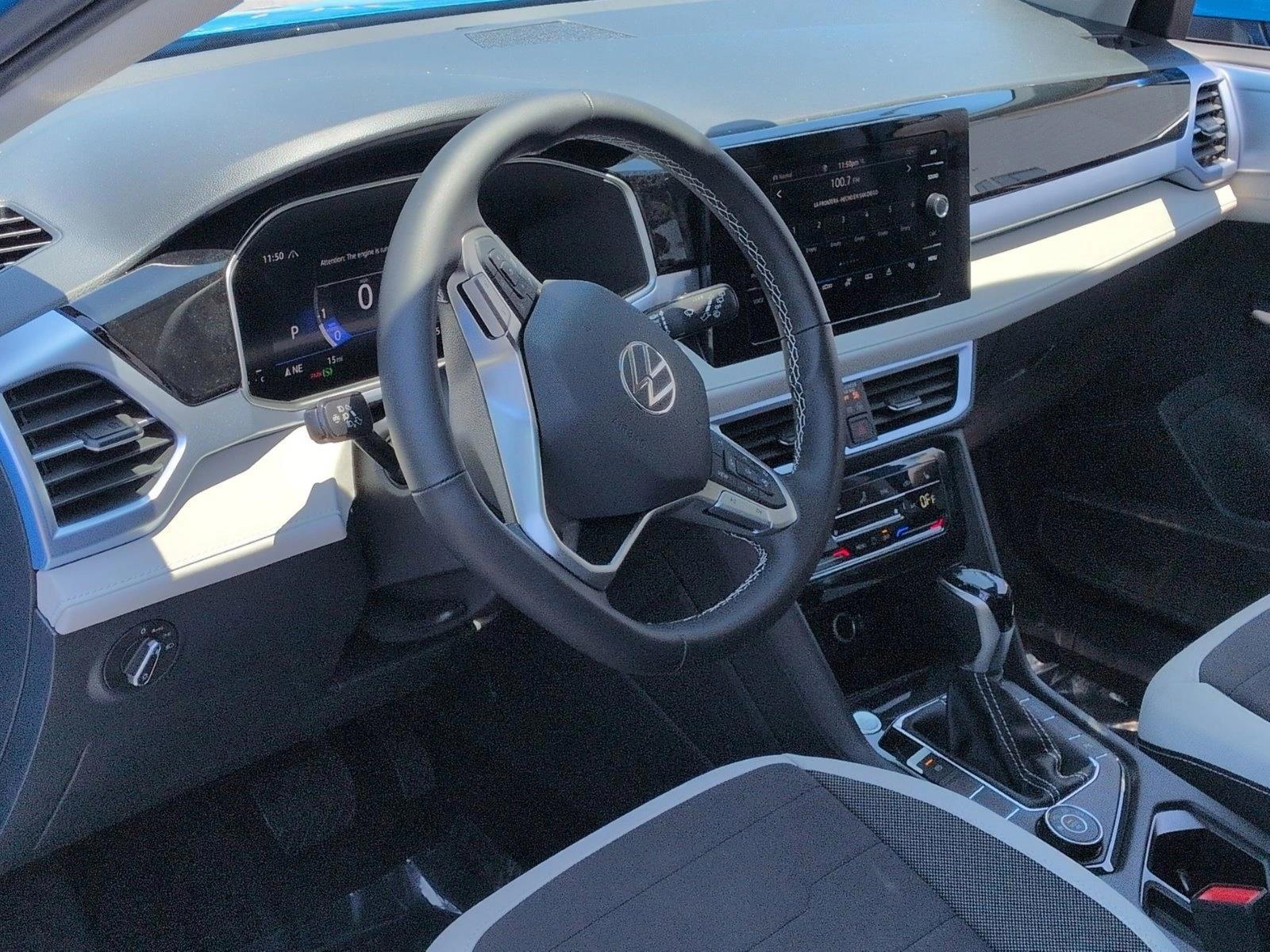 Thumbnail: 2026 Volkswagen Taos - 3