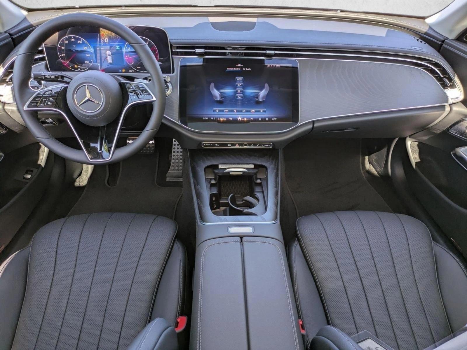 Thumbnail: 2026 Mercedes-Benz E-Class - 4