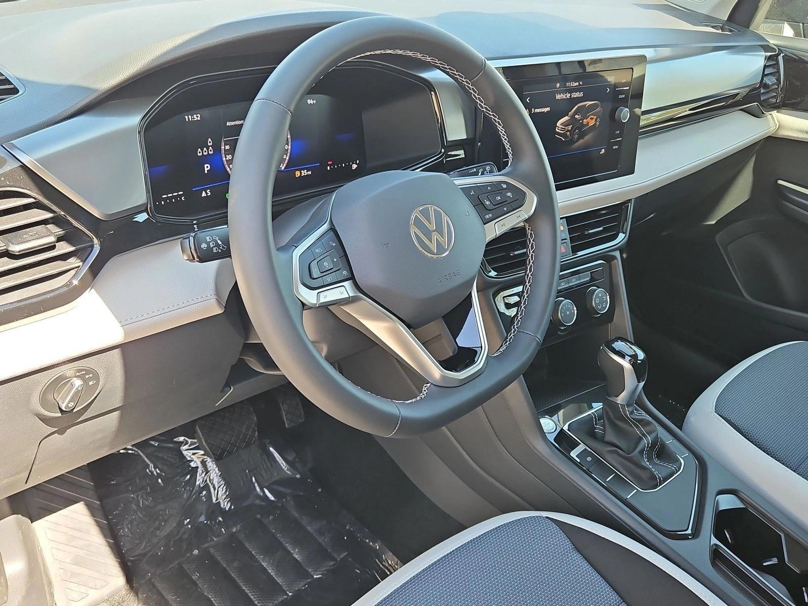 Thumbnail: 2027 Volkswagen Taos - 3