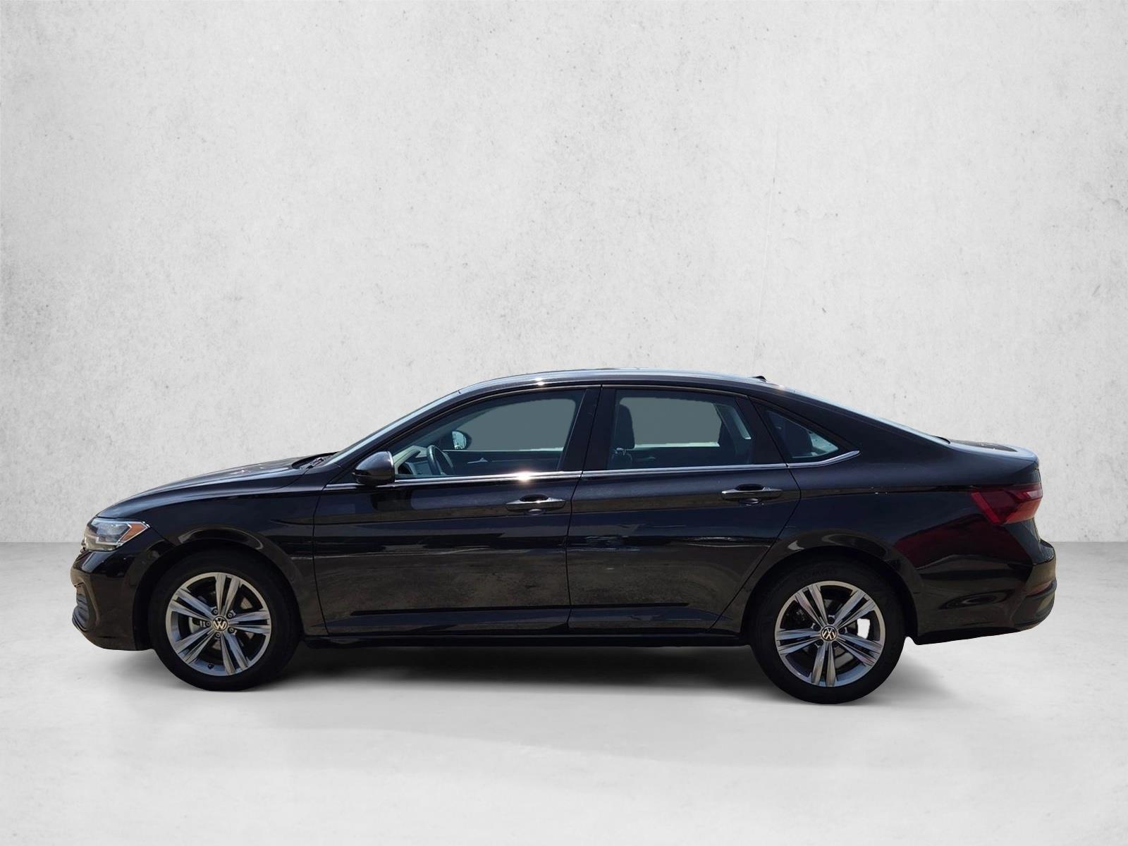 Thumbnail: 2024 Volkswagen Jetta - 2