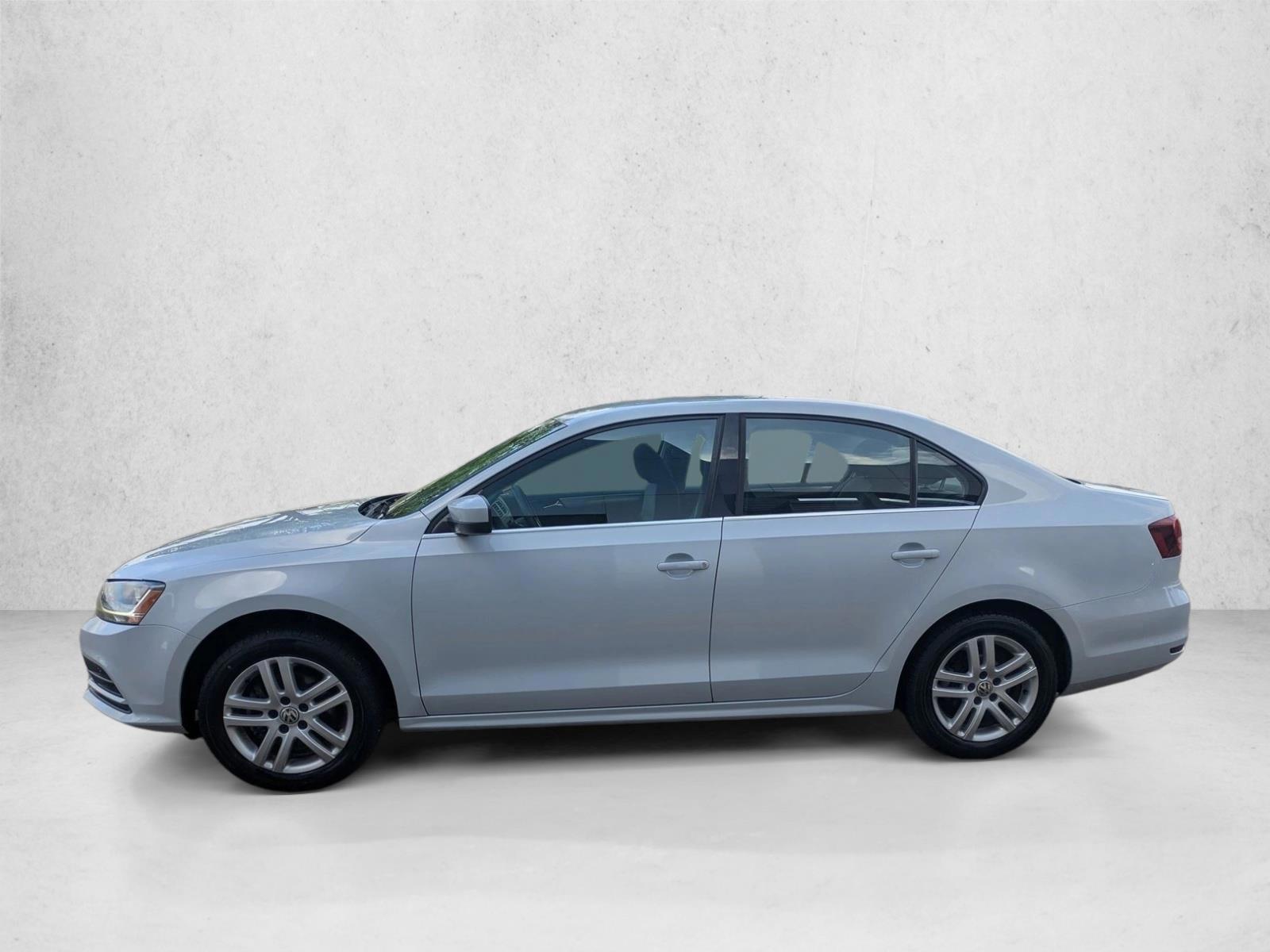 Thumbnail: 2017 Volkswagen Jetta - 2