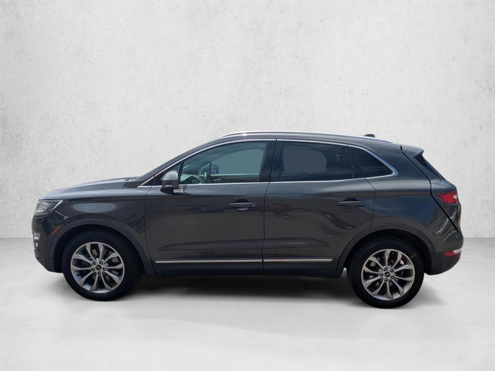 Thumbnail: 2017 Lincoln MKC - 2