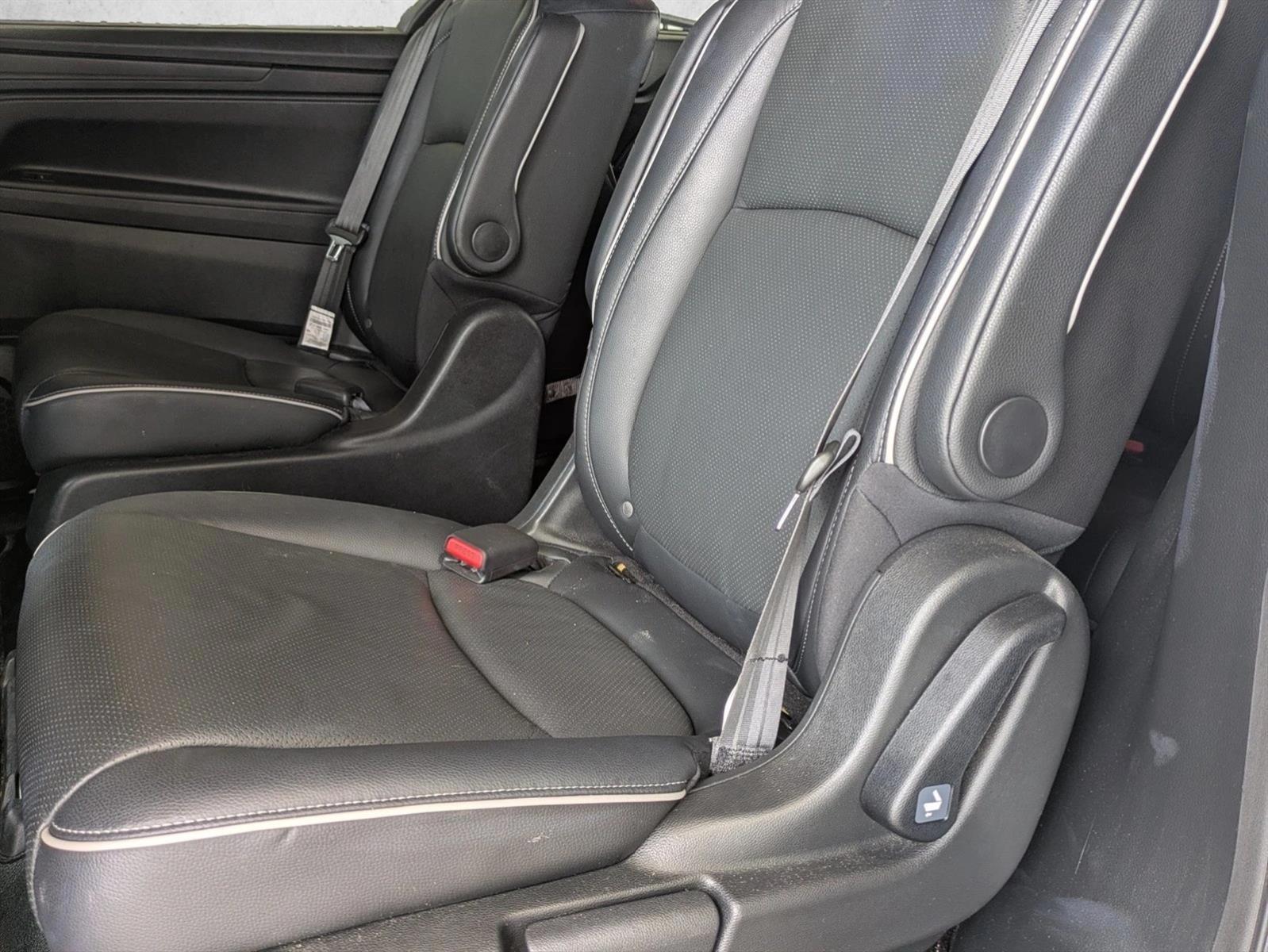 Thumbnail: 2021 Honda Odyssey - 4