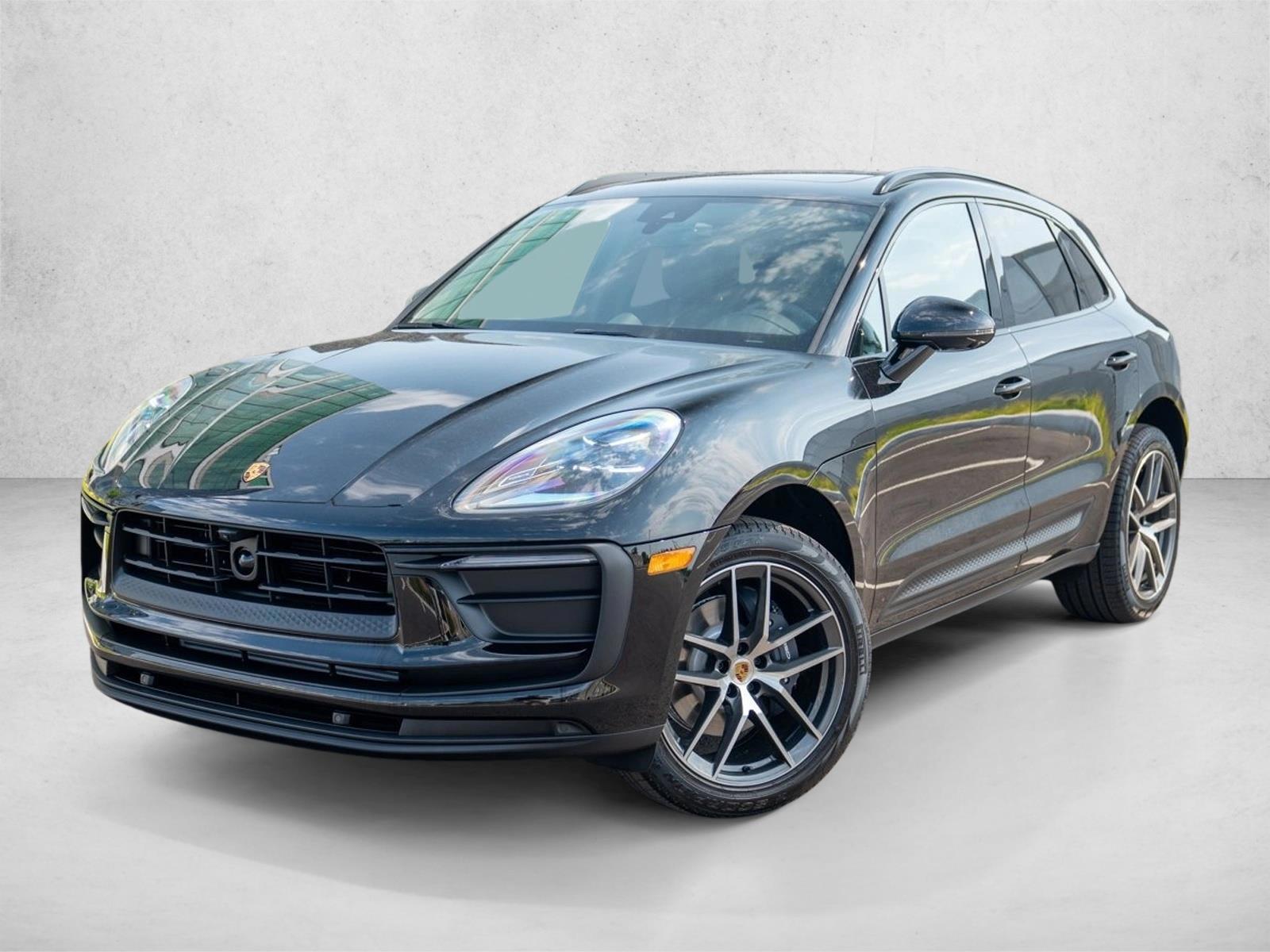 Thumbnail: 2026 Porsche Macan - 1