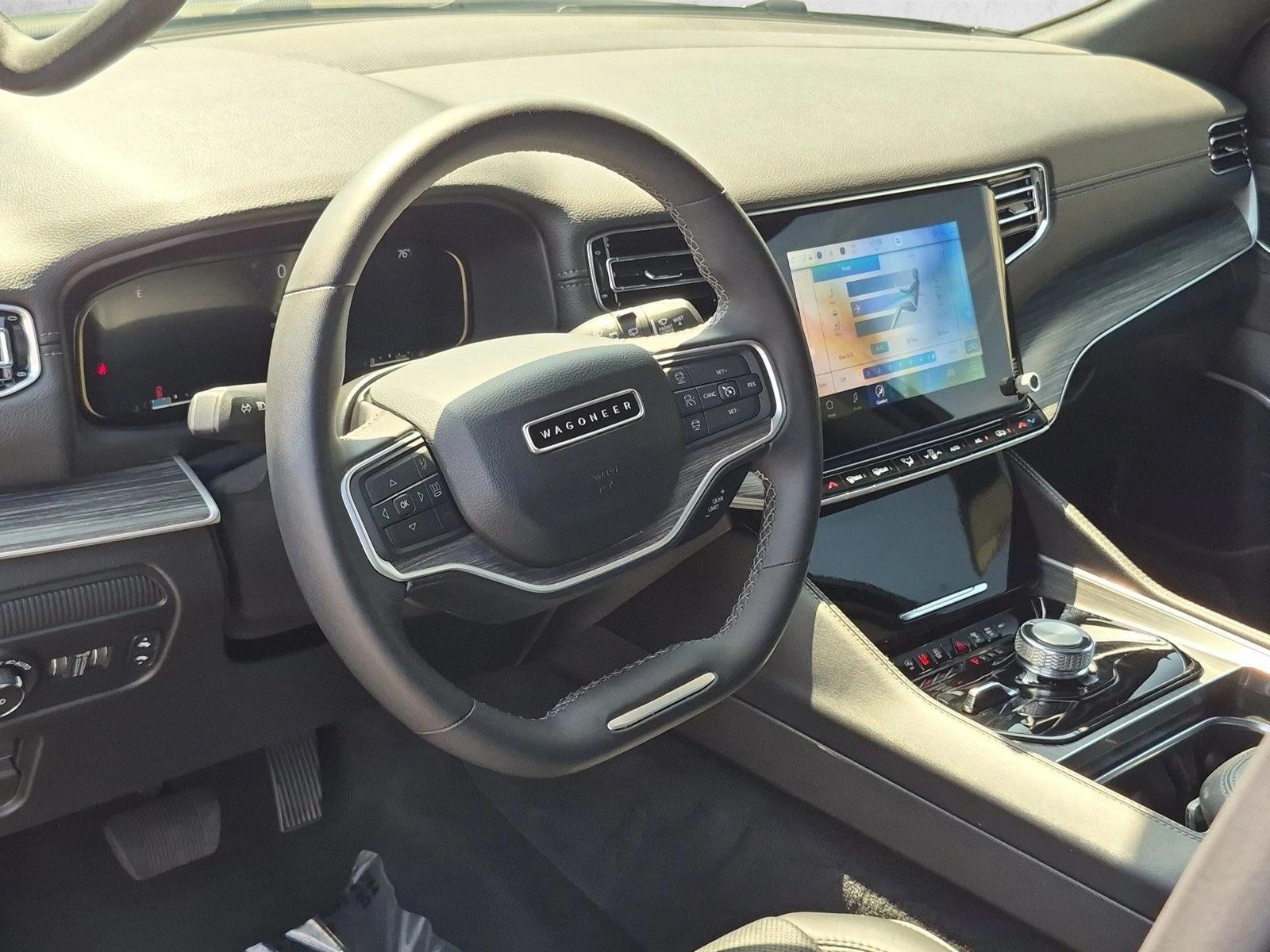 Thumbnail: 2024 Jeep Wagoneer - 3