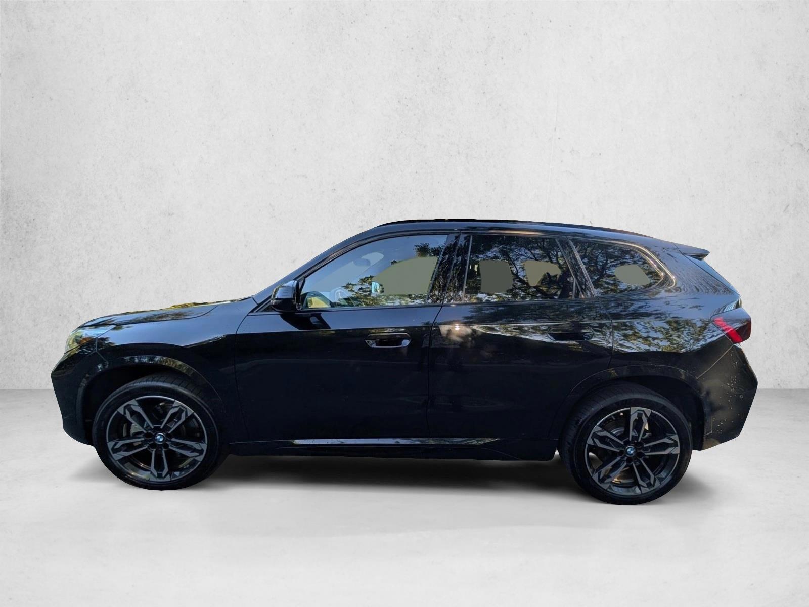 Thumbnail: 2025 BMW X1 - 2