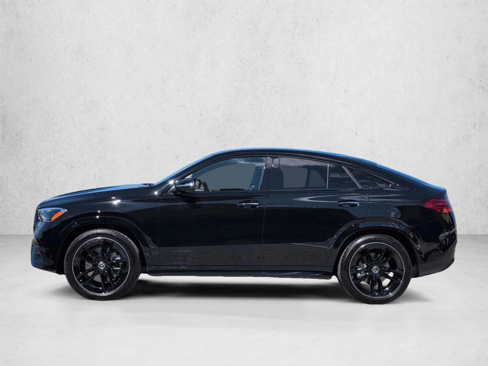 Thumbnail: 2026 Mercedes-Benz GLE - 2