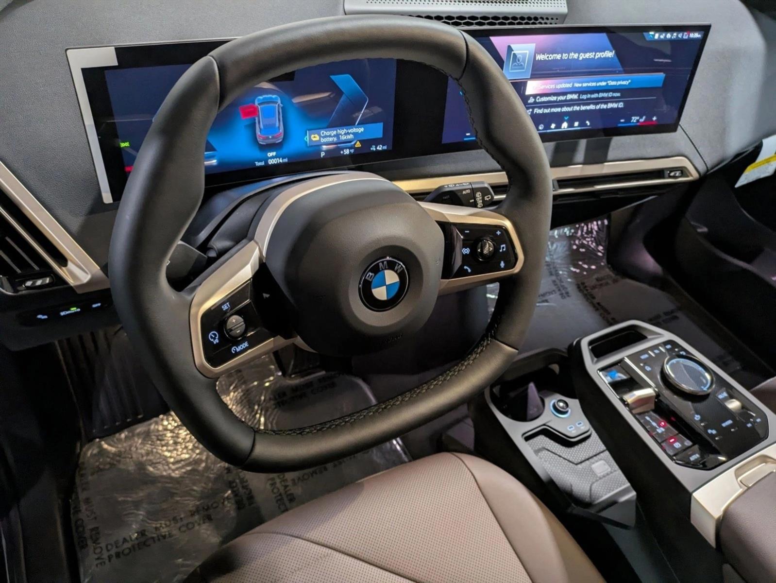 2026 BMW iX 60 - Photo 3