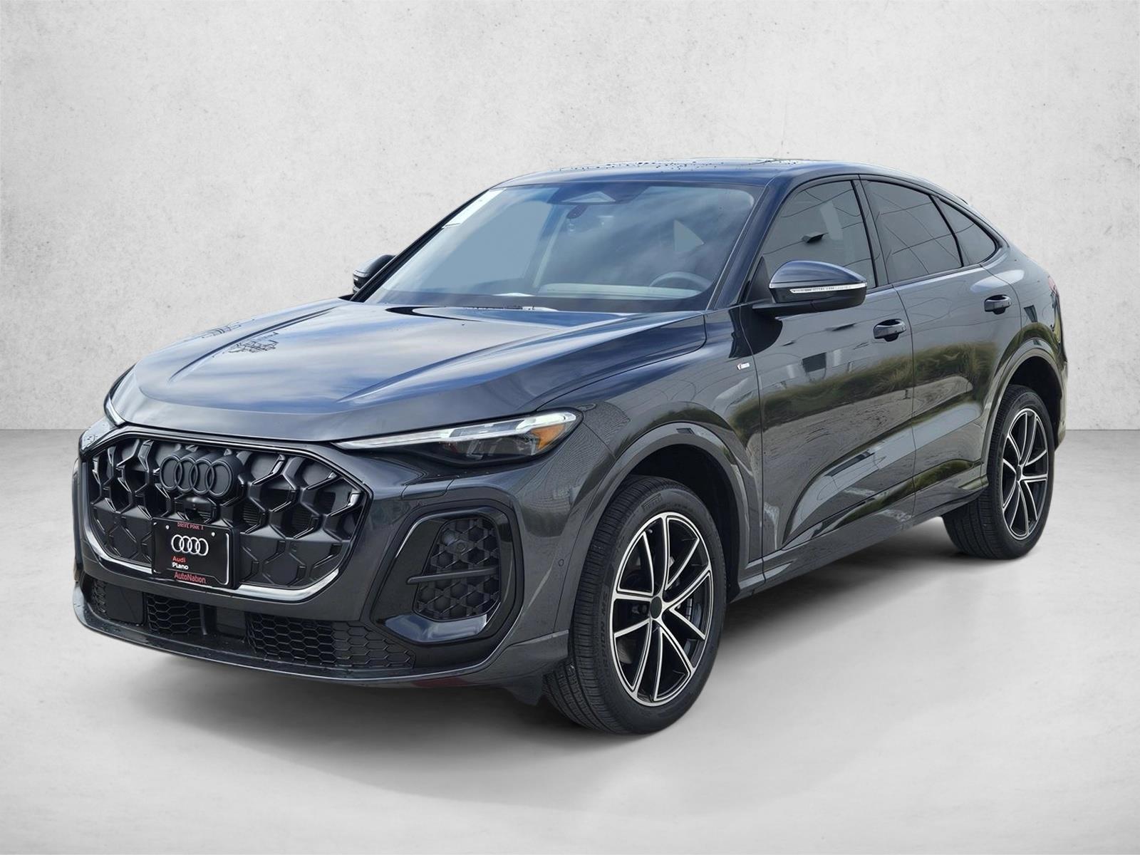 Thumbnail: 2026 Audi Q5 - 1