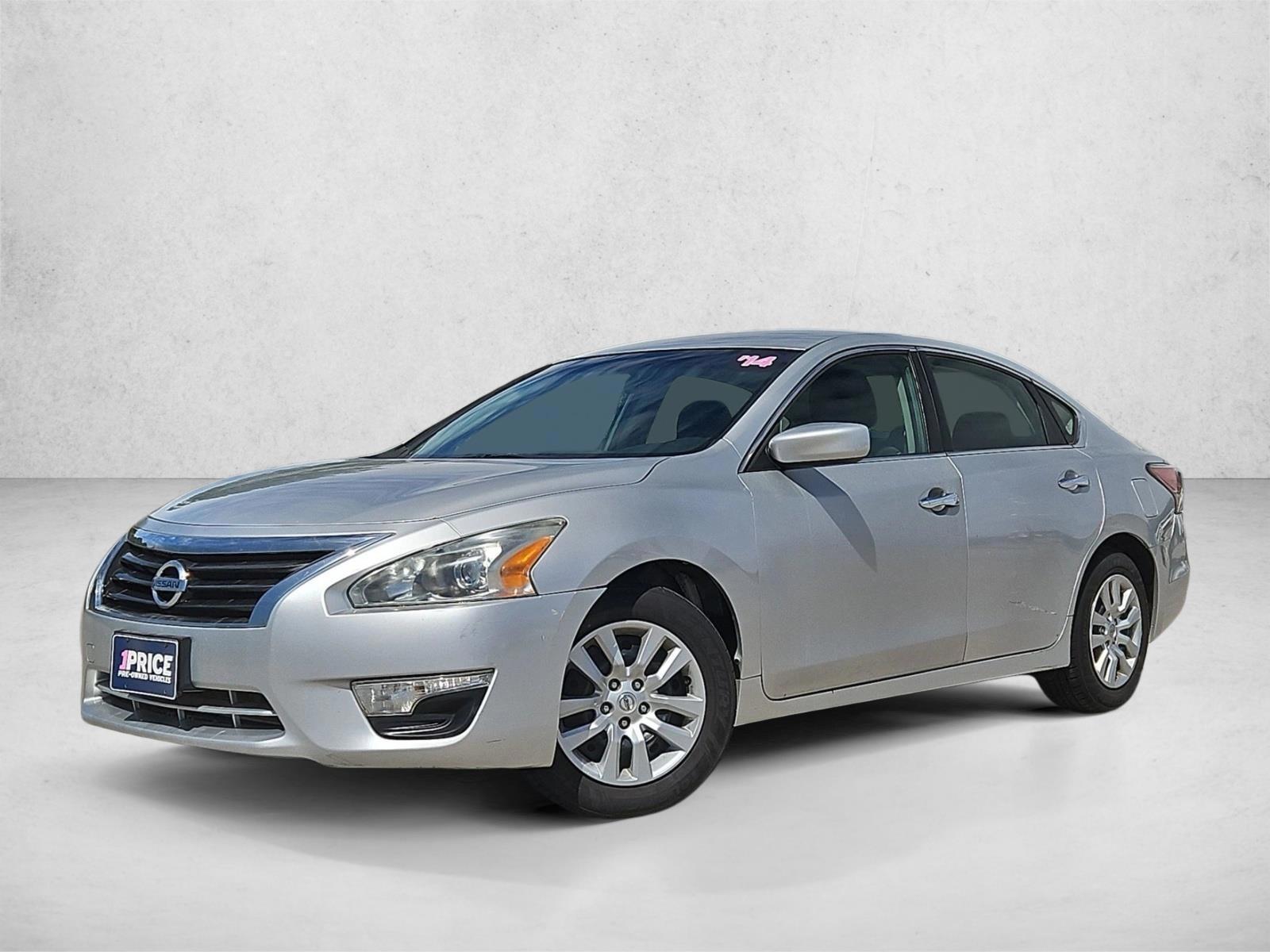 2014 Nissan Altima 2.5 S's photo