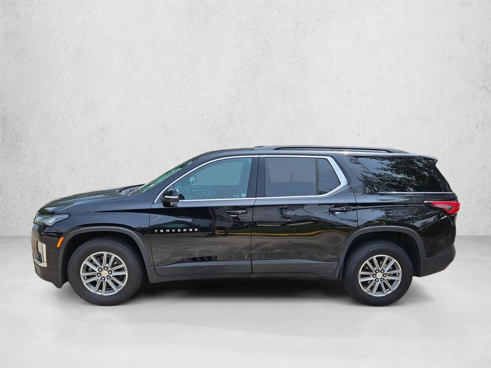 Thumbnail: 2023 Chevrolet Traverse - 2