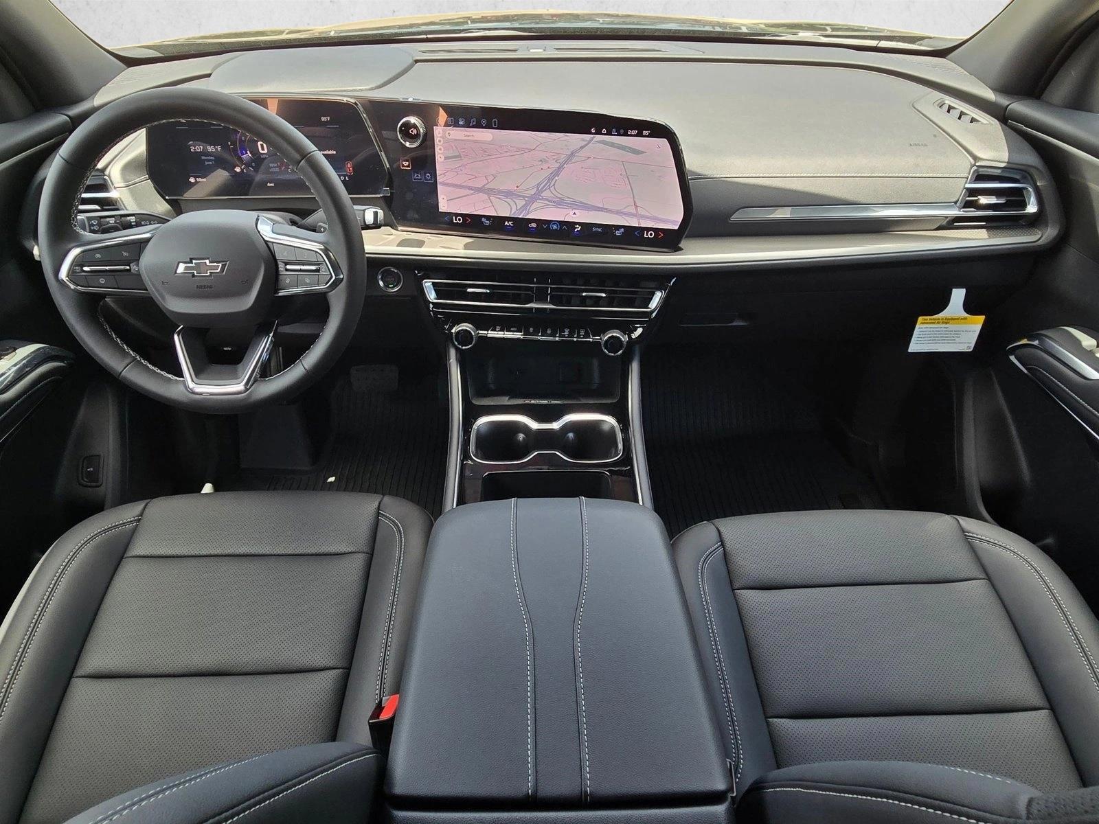 Thumbnail: 2026 Chevrolet Traverse - 4