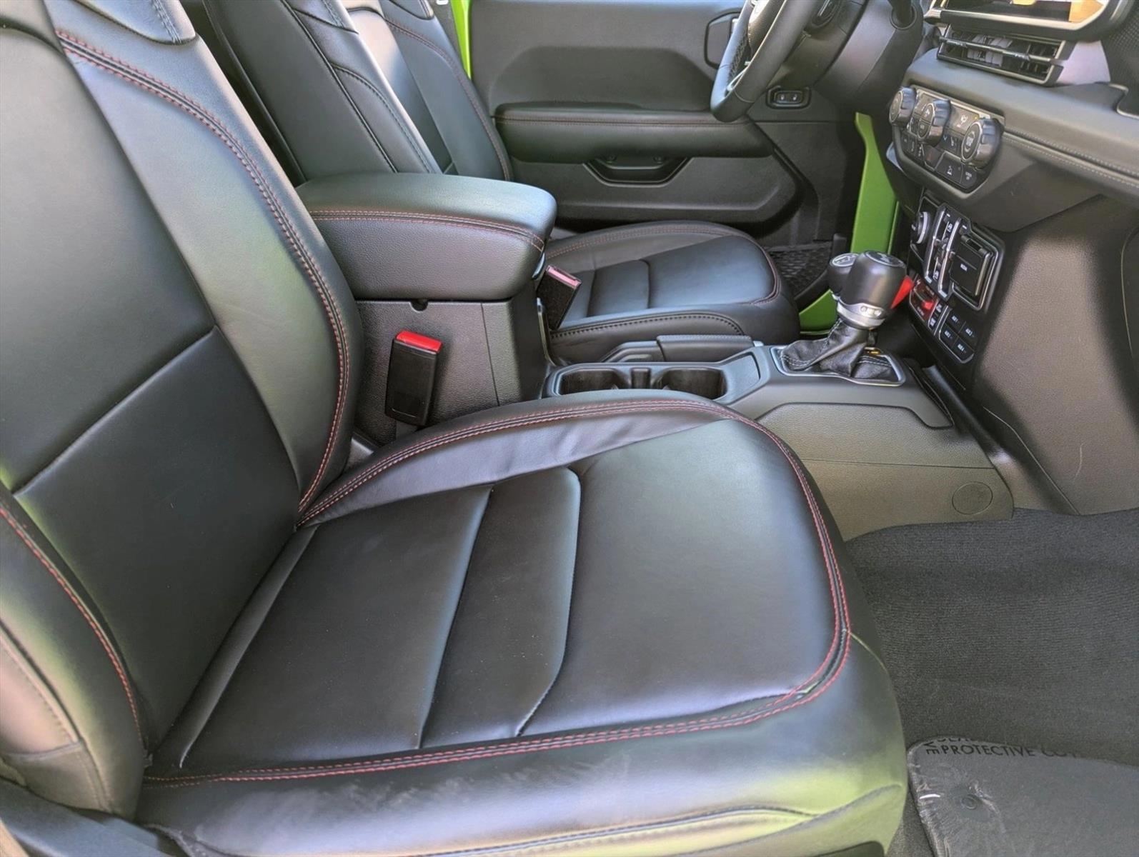 Thumbnail: 2025 Jeep Wrangler - 4