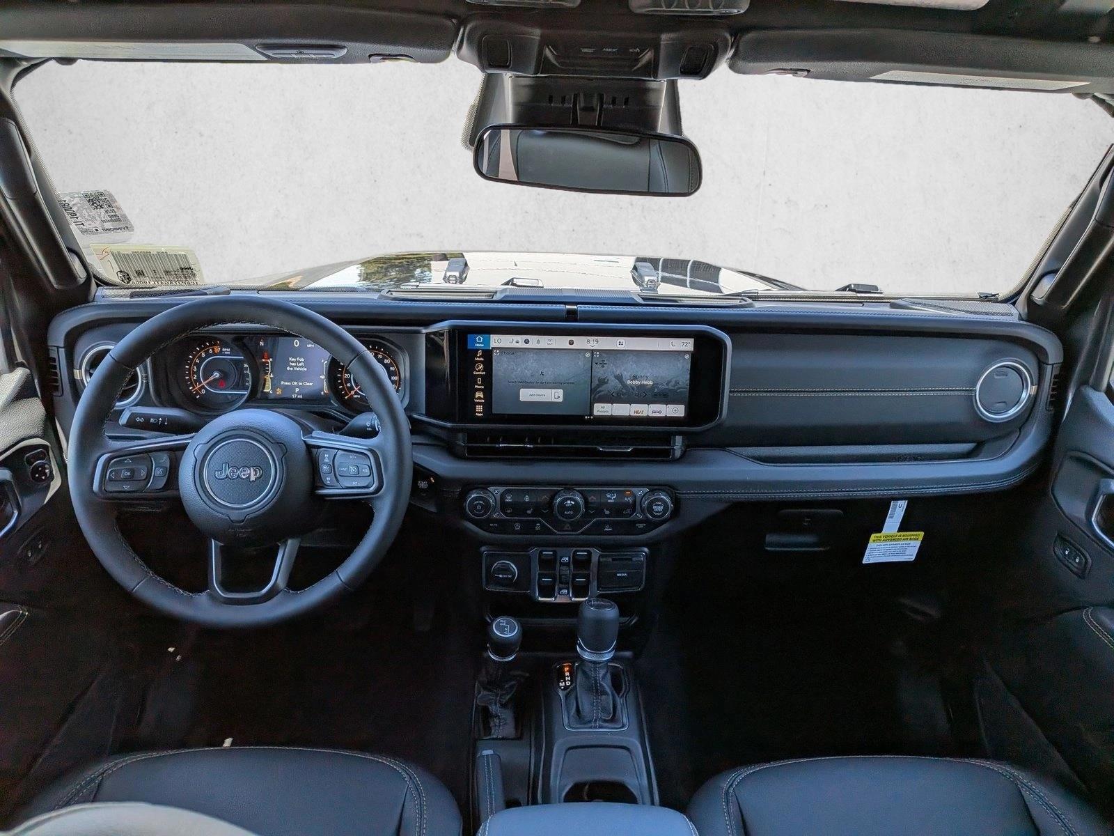 Thumbnail: 2026 Jeep Gladiator - 4