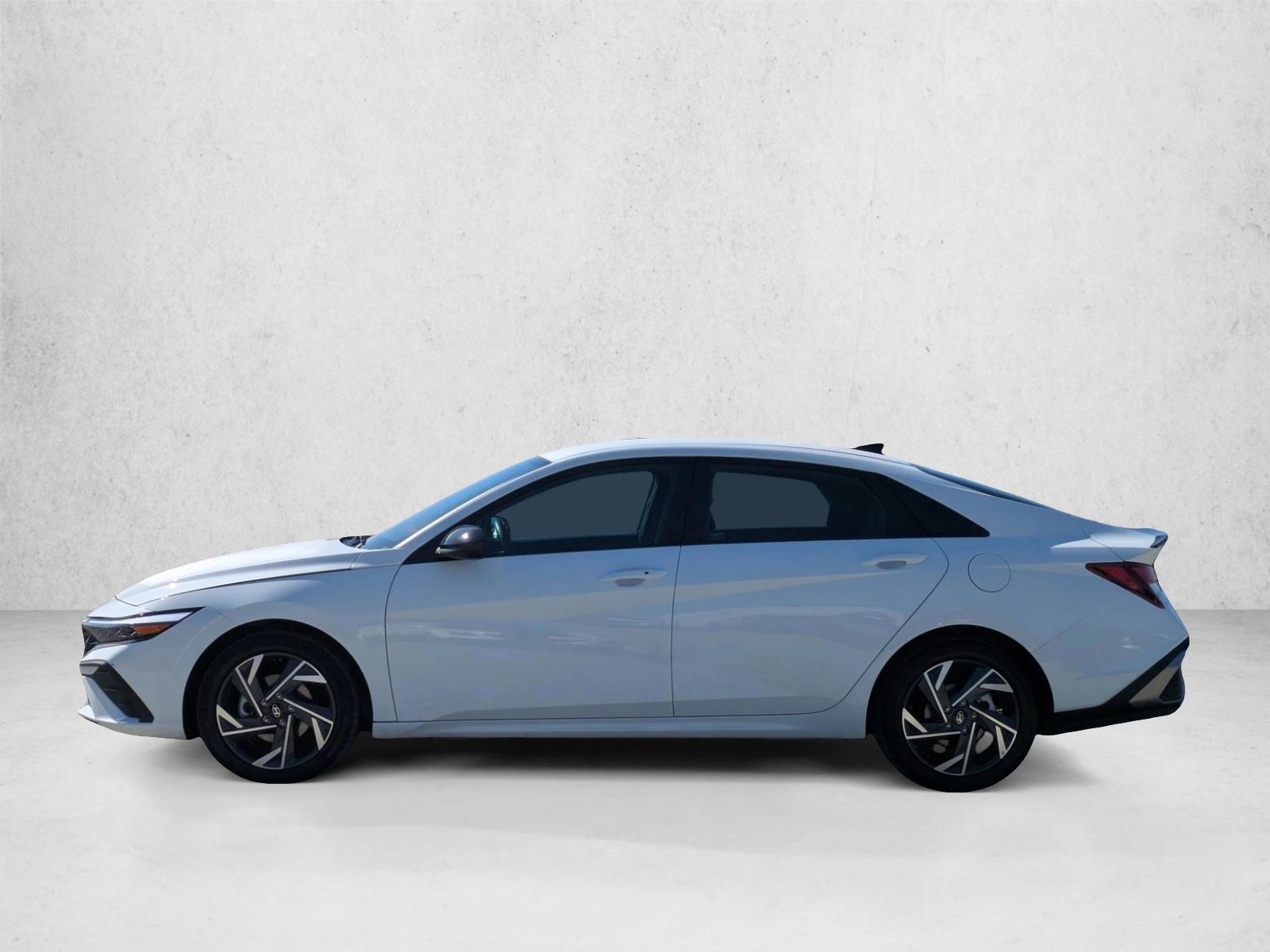 Thumbnail: 2025 Hyundai Elantra - 2