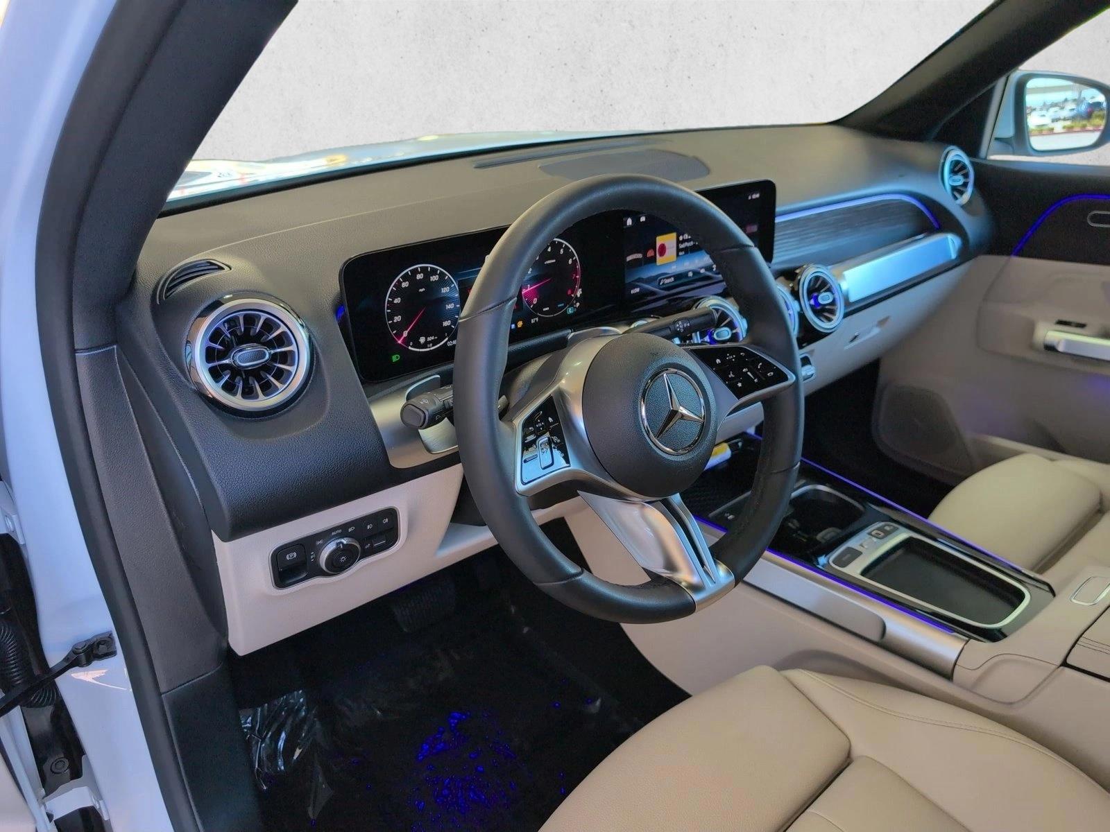 Thumbnail: 2026 Mercedes-Benz GLB - 3