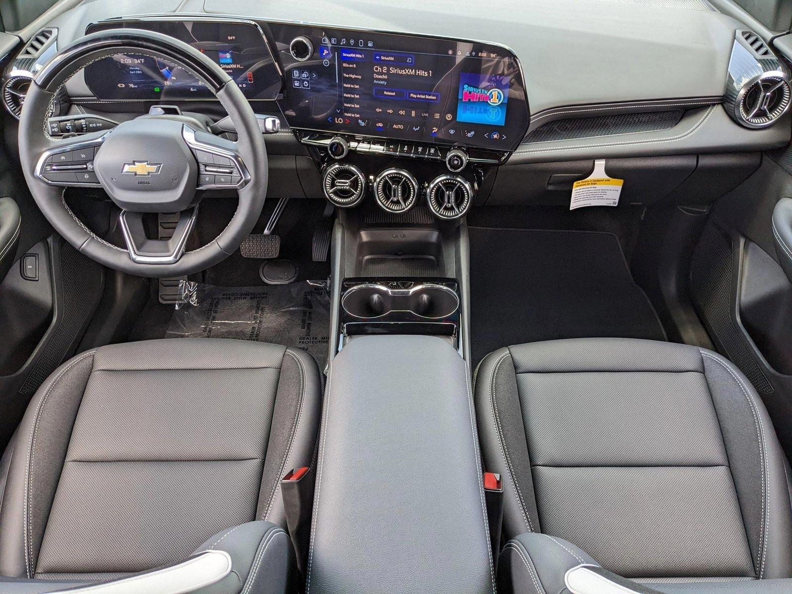 Thumbnail: 2025 Chevrolet Blazer EV - 3
