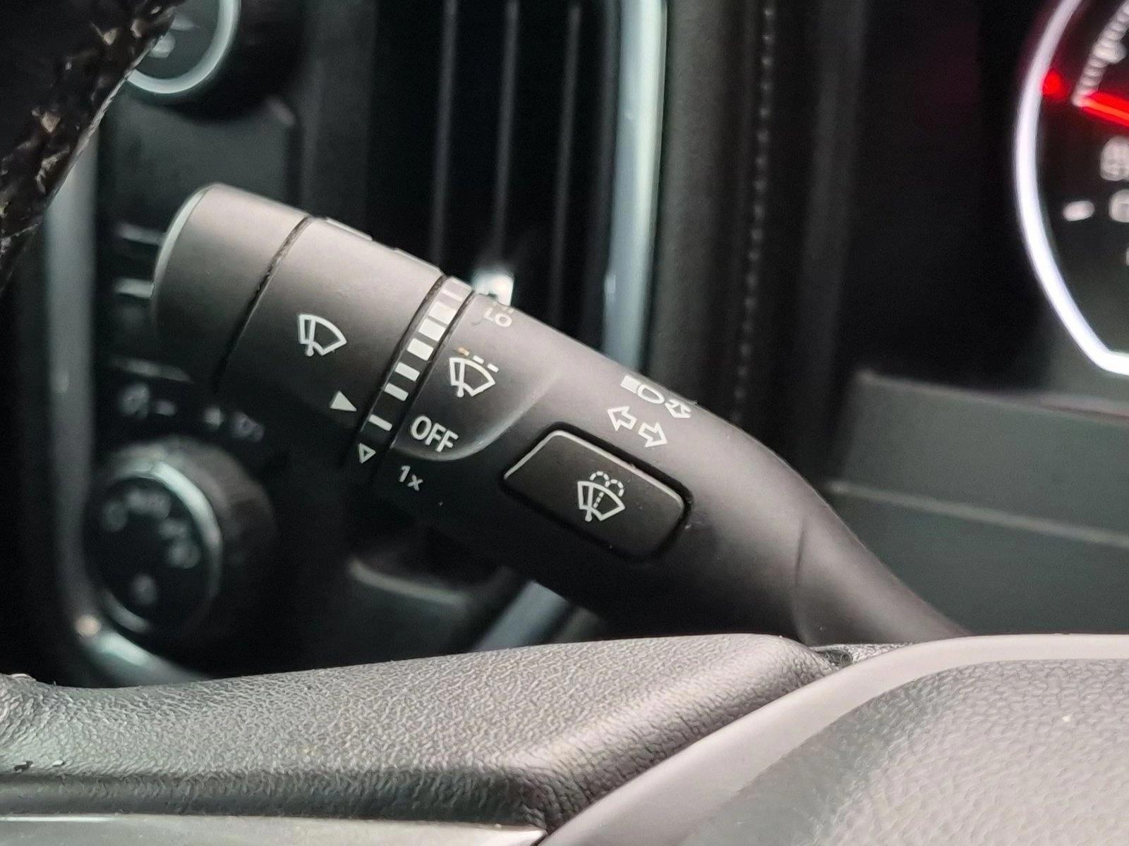 2019 Chevrolet Silverado 1500 LT - Photo 16