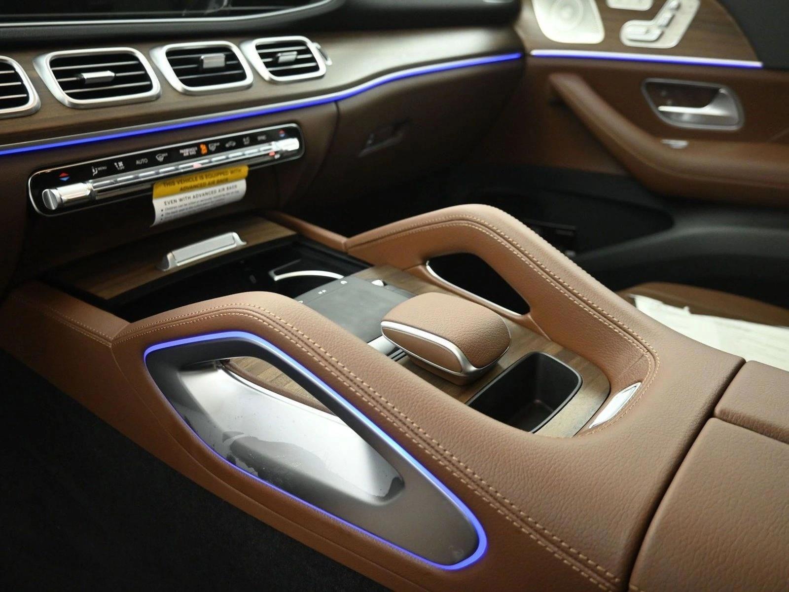 Thumbnail: 2026 Mercedes-Benz GLE - 4