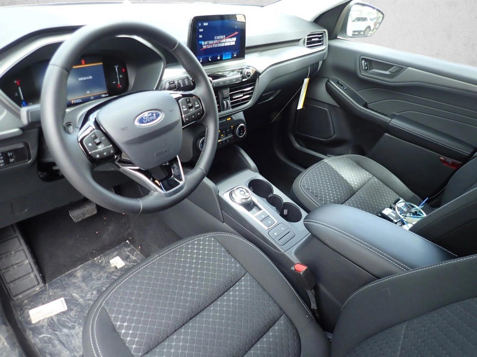 Thumbnail: 2026 Ford Escape - 3