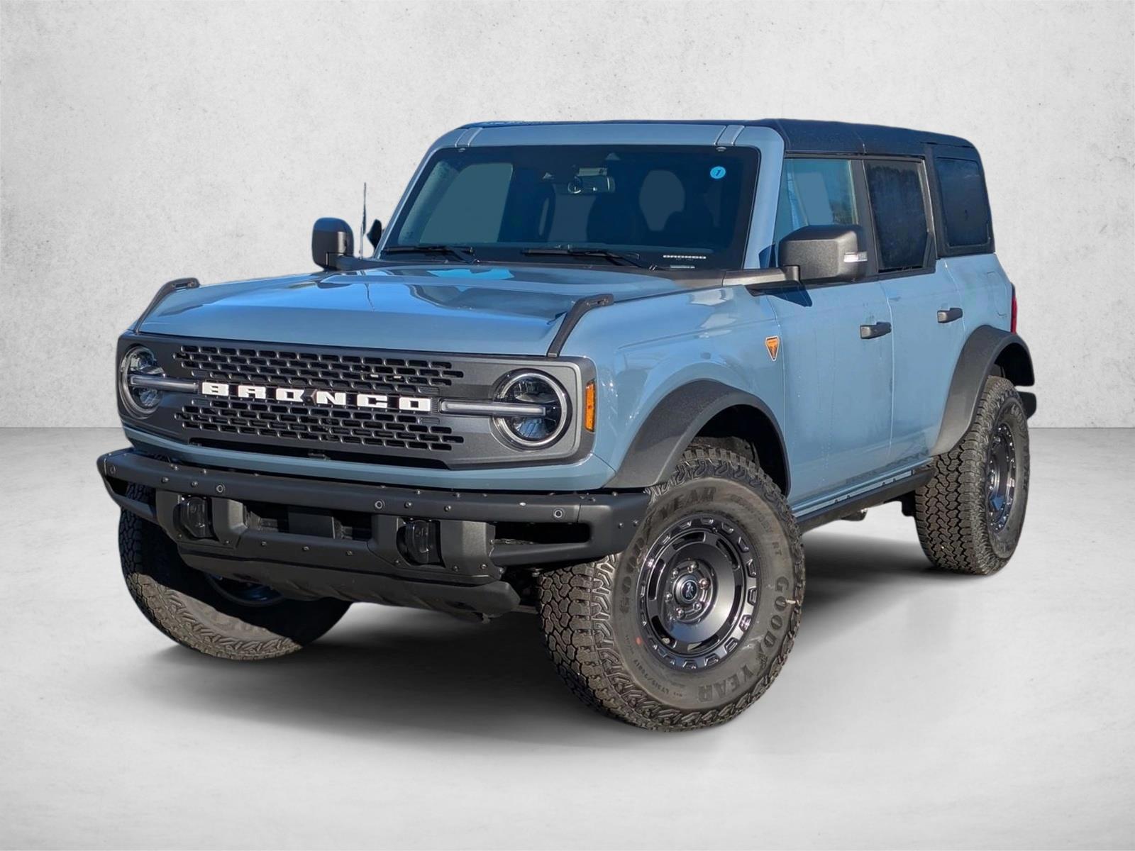 Thumbnail: 2025 Ford Bronco - 1