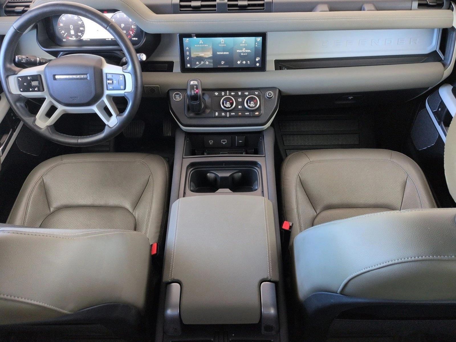 Thumbnail: 2023 Land Rover Defender - 3