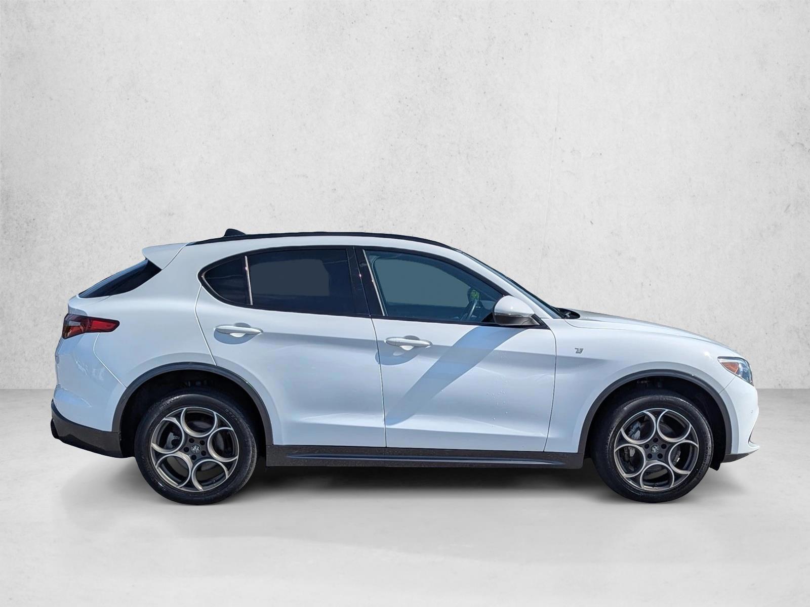 2023 Alfa Romeo Stelvio