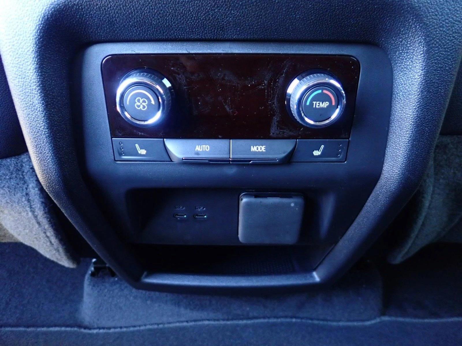 Thumbnail: 2026 Chevrolet Traverse - 4