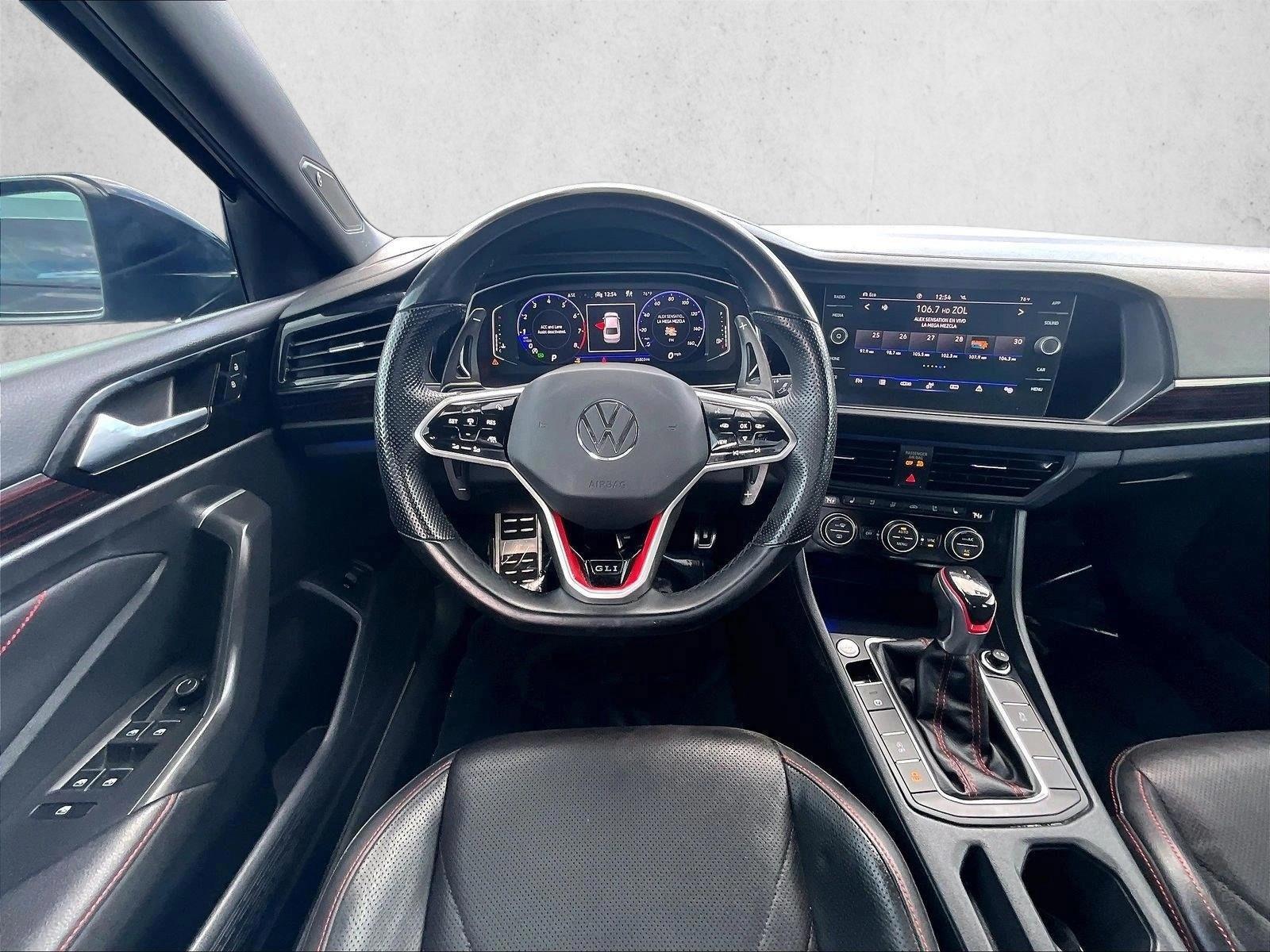 Thumbnail: 2022 Volkswagen Jetta - 3