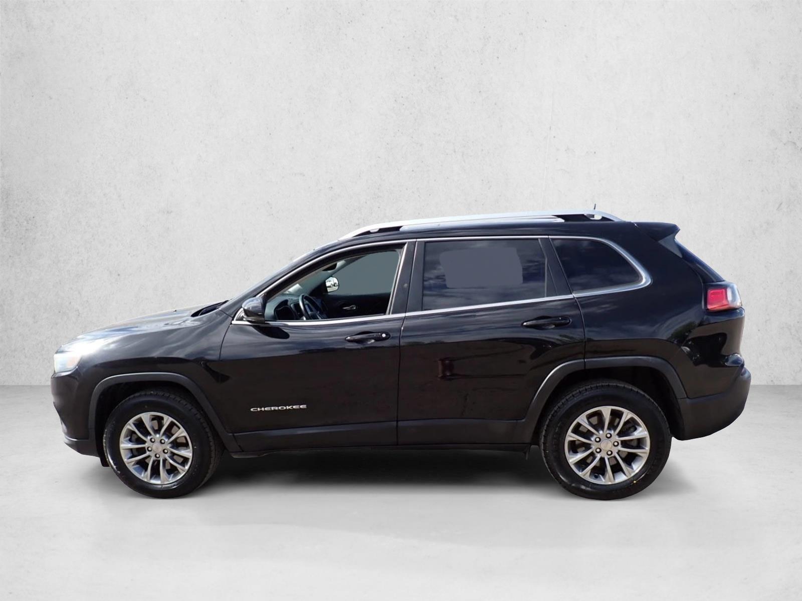 Thumbnail: 2019 Jeep Cherokee - 2