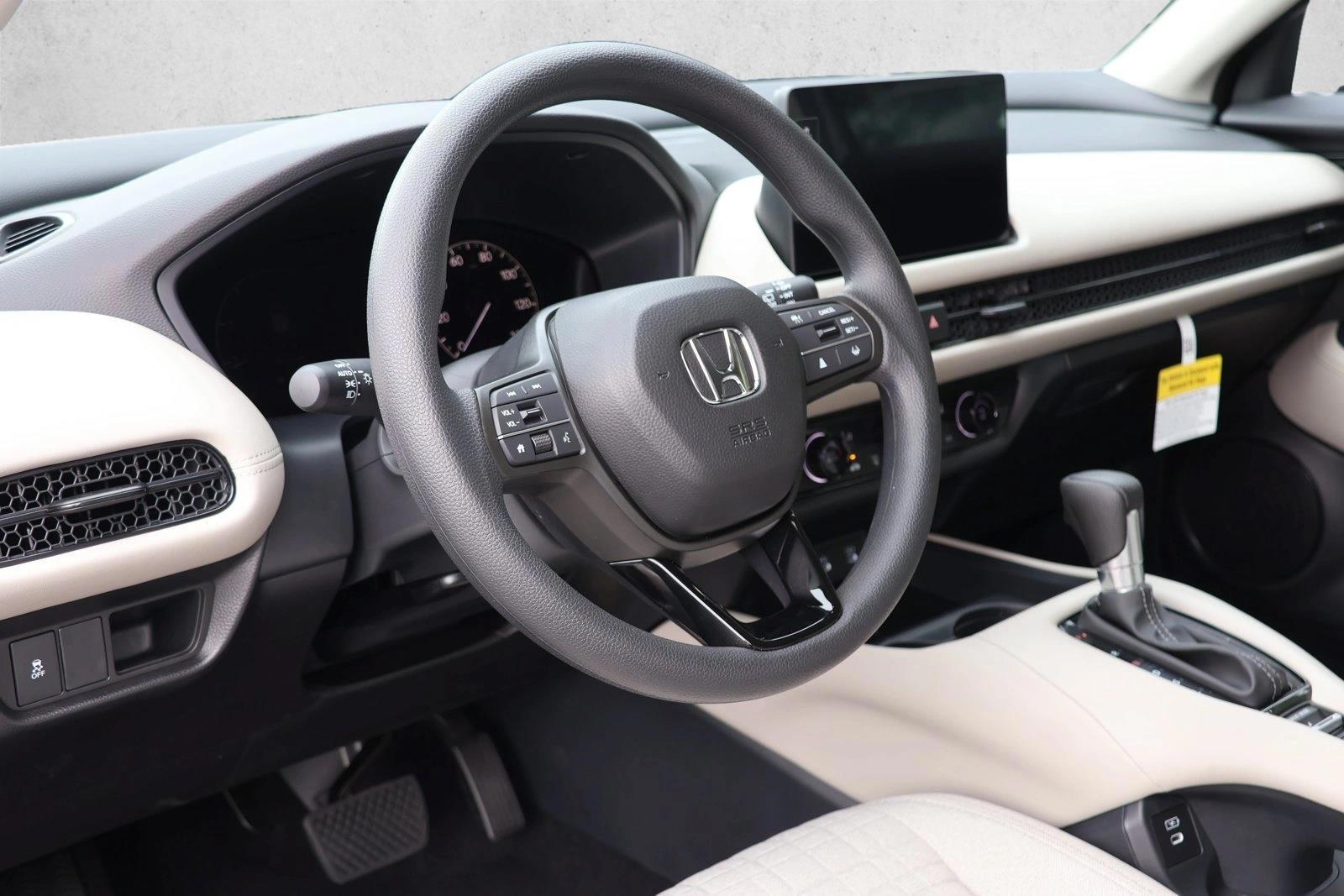 Thumbnail: 2027 Honda HR-V - 3