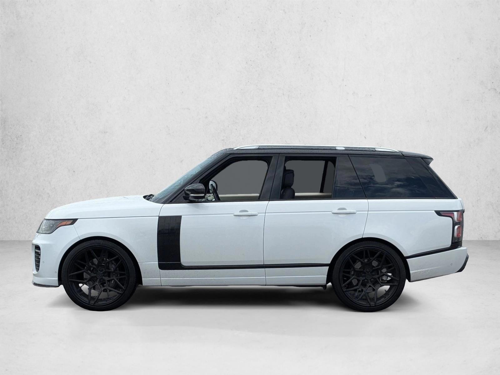 Thumbnail: 2019 Land Rover Range Rover - 2
