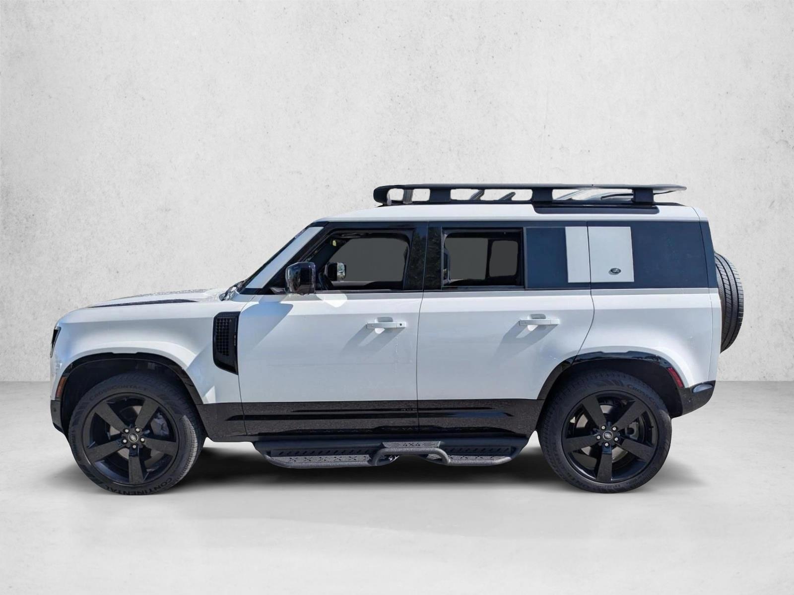 Thumbnail: 2022 Land Rover Defender - 2