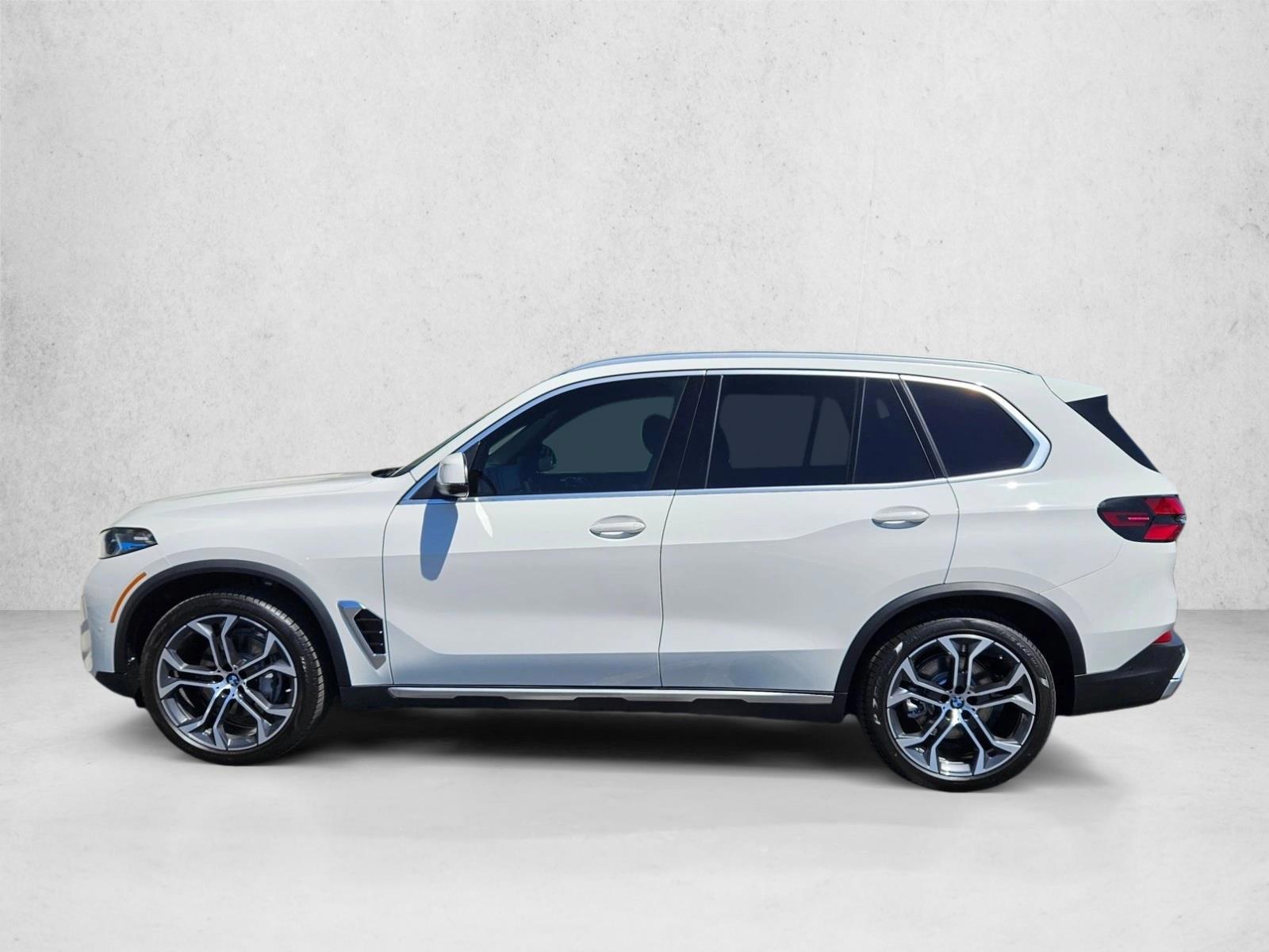 Thumbnail: 2026 BMW X5 - 2