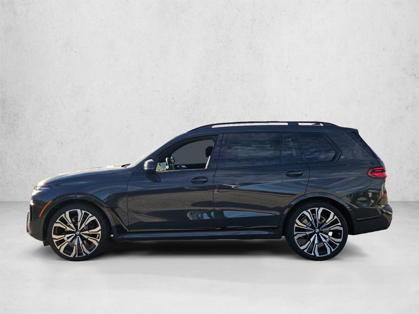 Thumbnail: 2027 BMW X7 - 2