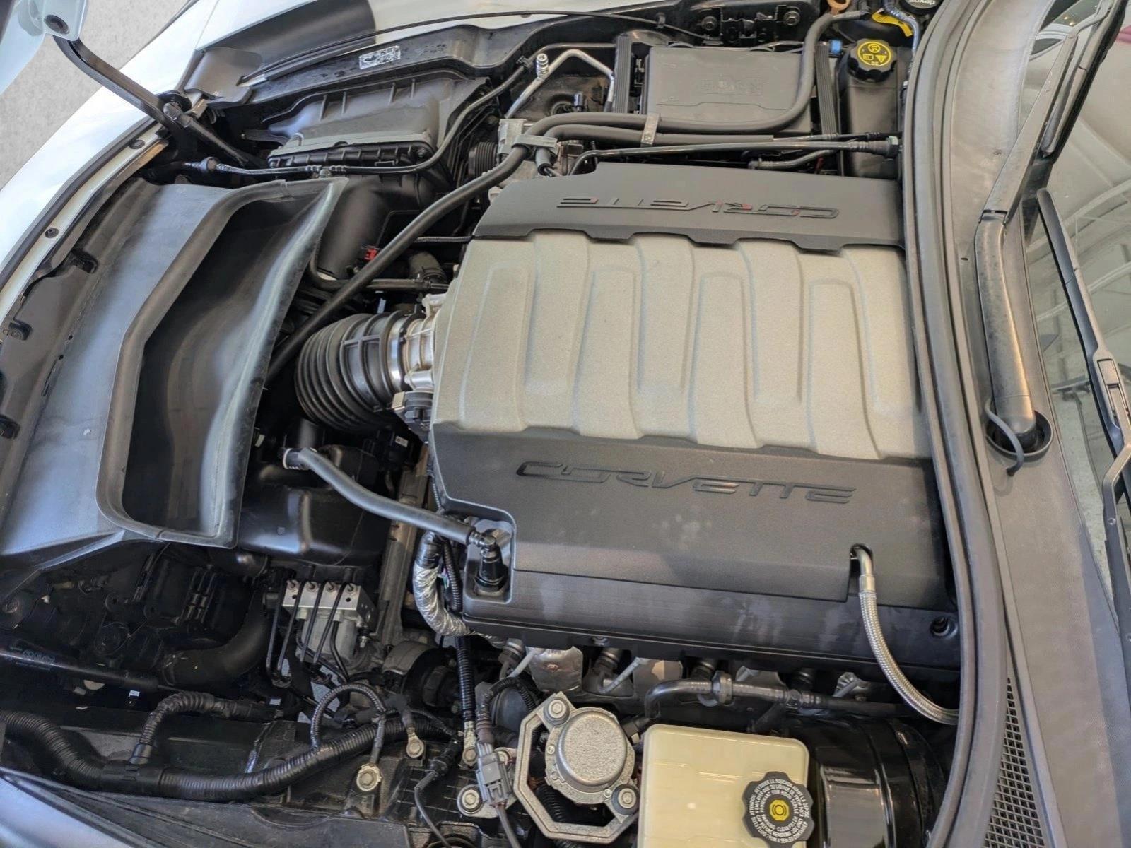 2016 Chevrolet Corvette 3LT - Photo 18