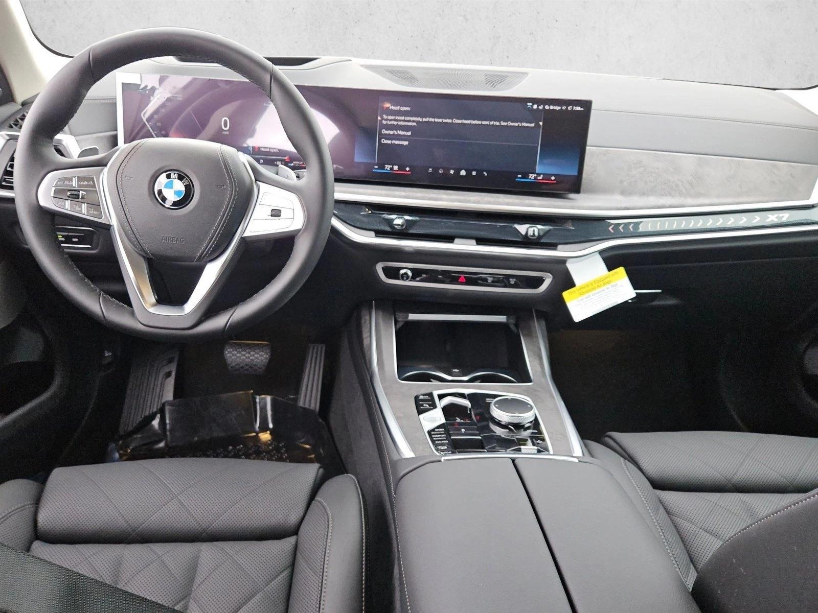 Thumbnail: 2027 BMW X7 - 4