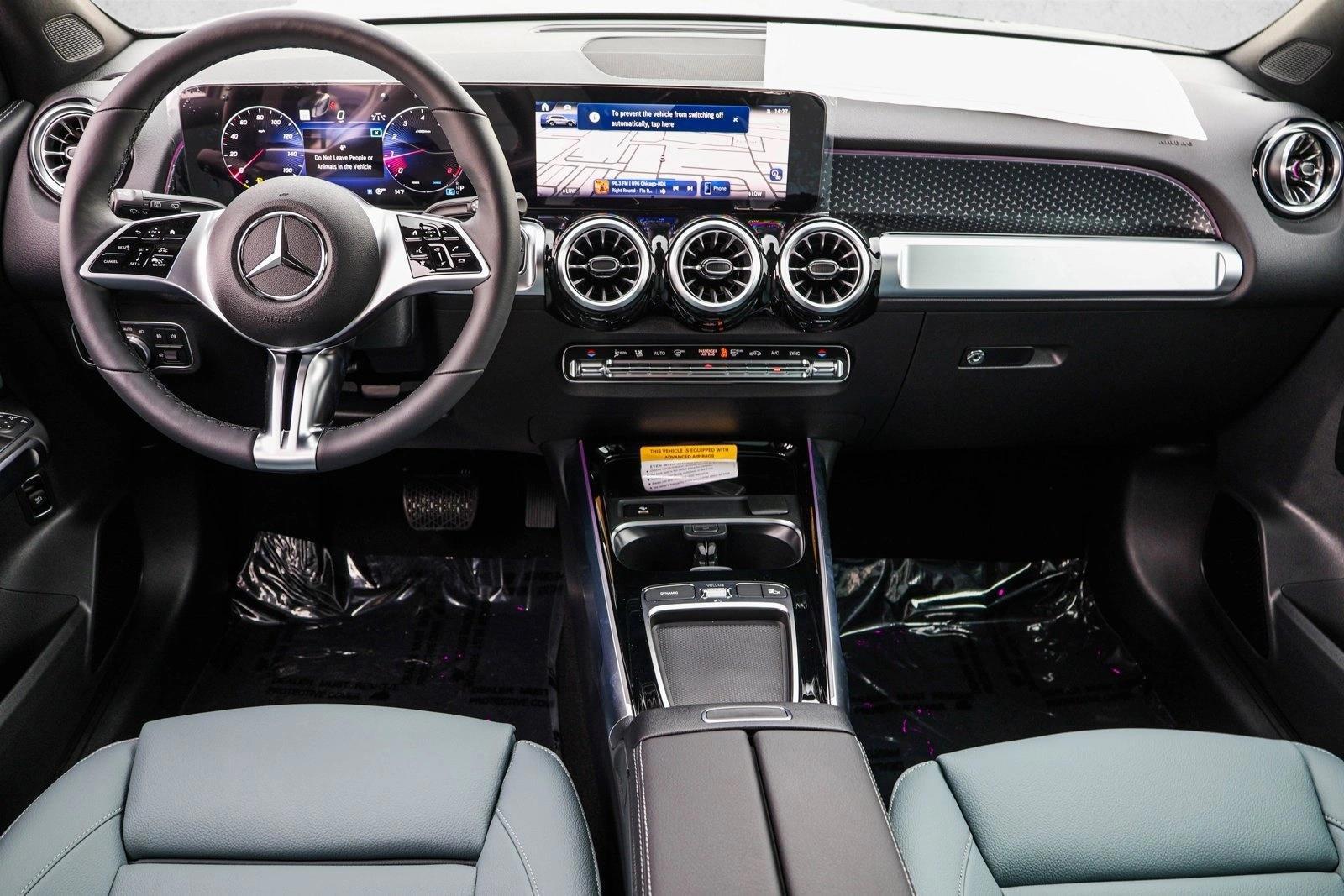Thumbnail: 2026 Mercedes-Benz GLB - 4