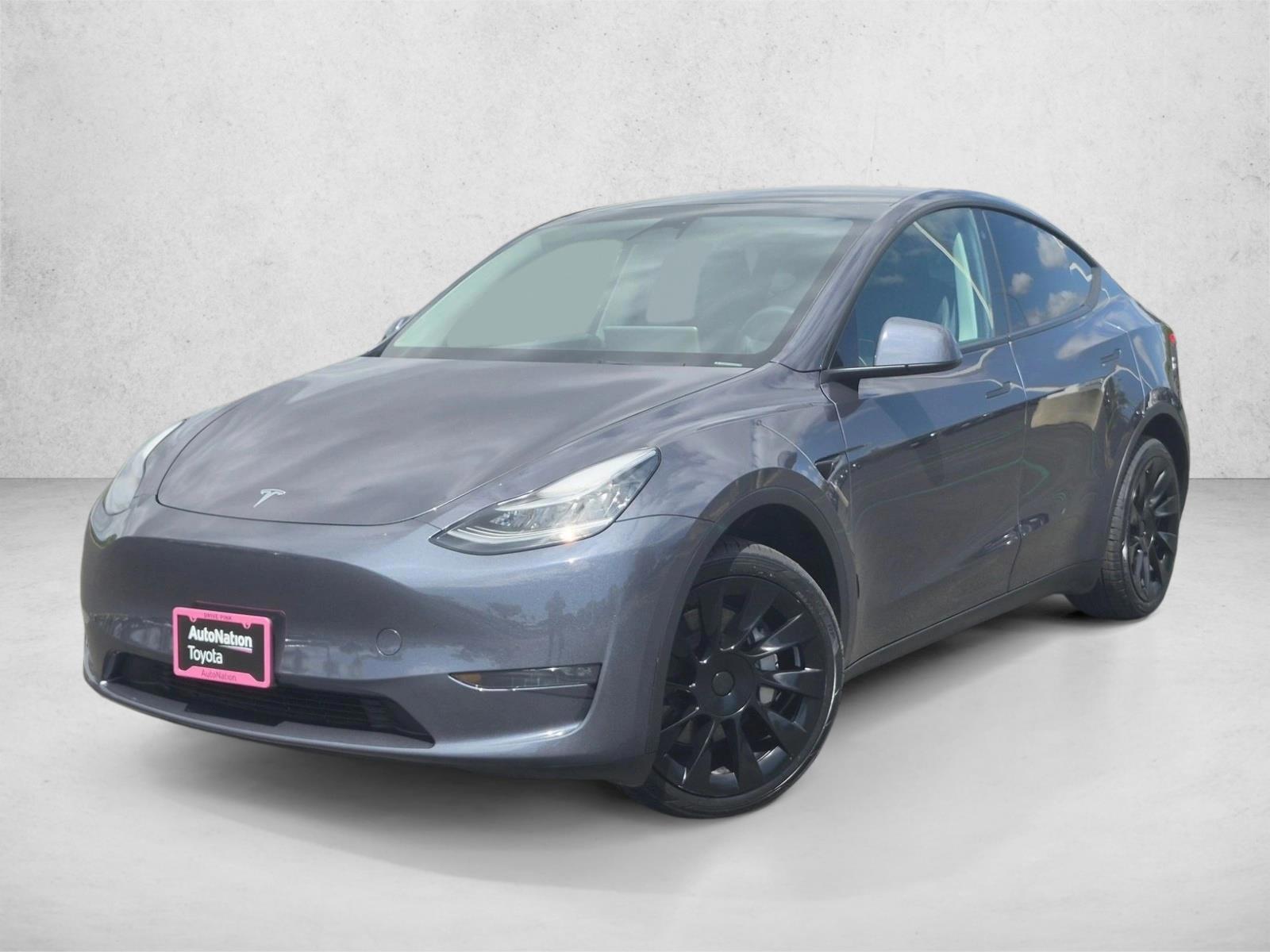 Thumbnail: 2023 Tesla Model Y - 1
