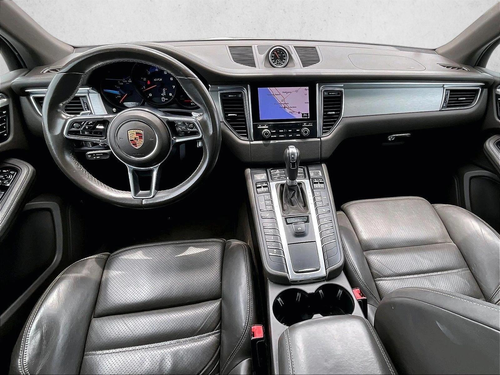 Thumbnail: 2017 Porsche Macan - 4