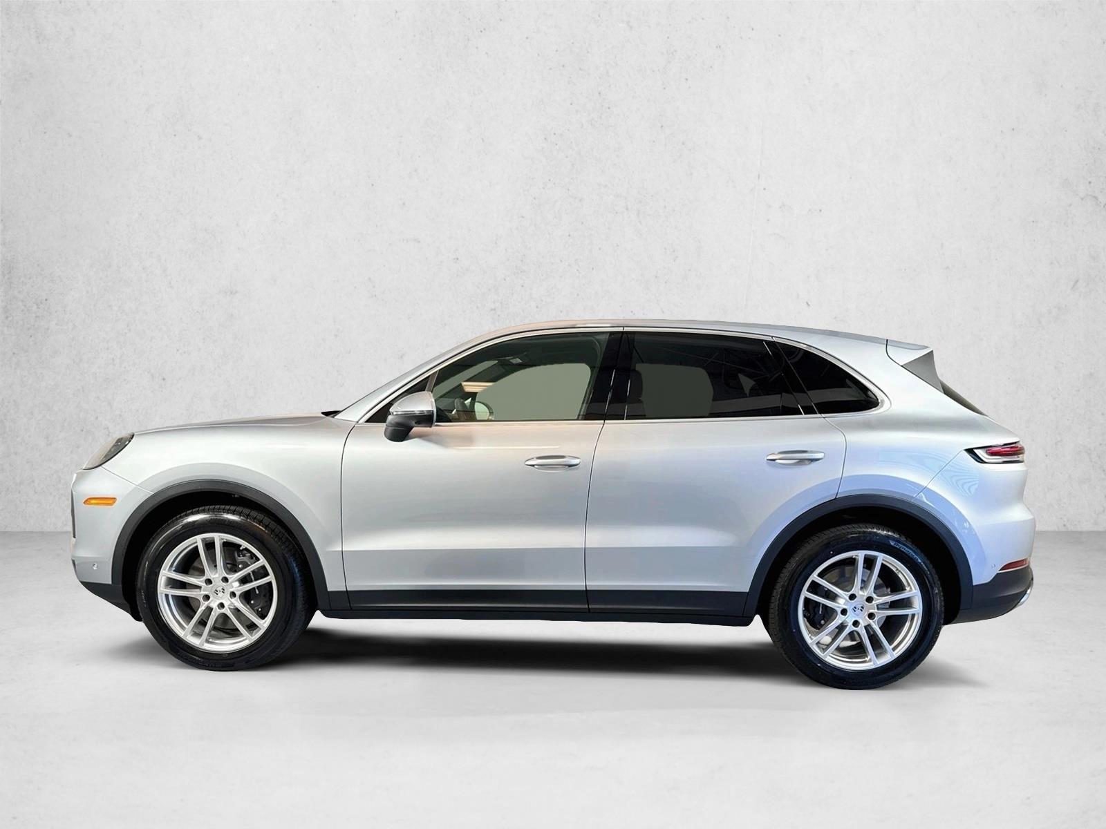 Thumbnail: 2026 Porsche Cayenne - 2
