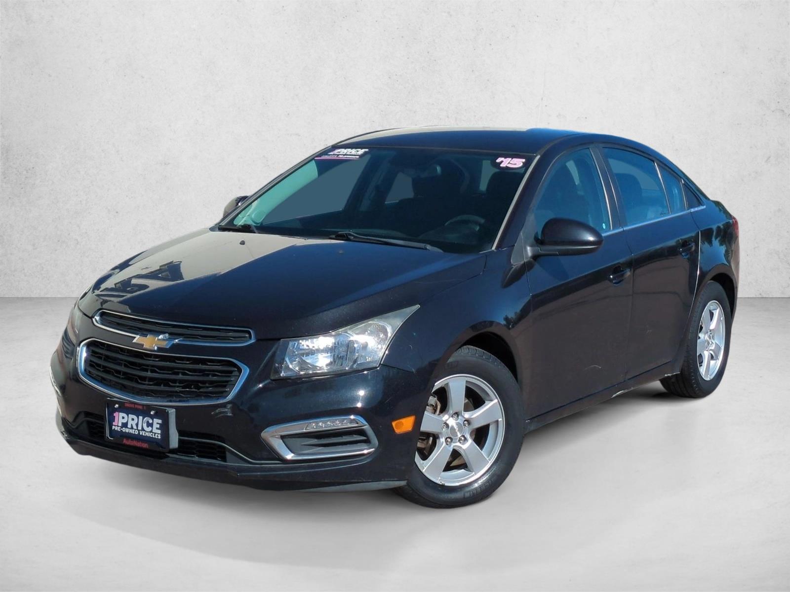 Thumbnail: 2015 Chevrolet Cruze - 1