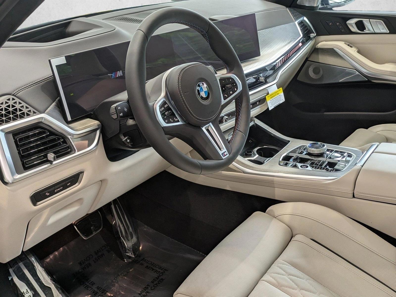 Thumbnail: 2026 BMW X7 - 3