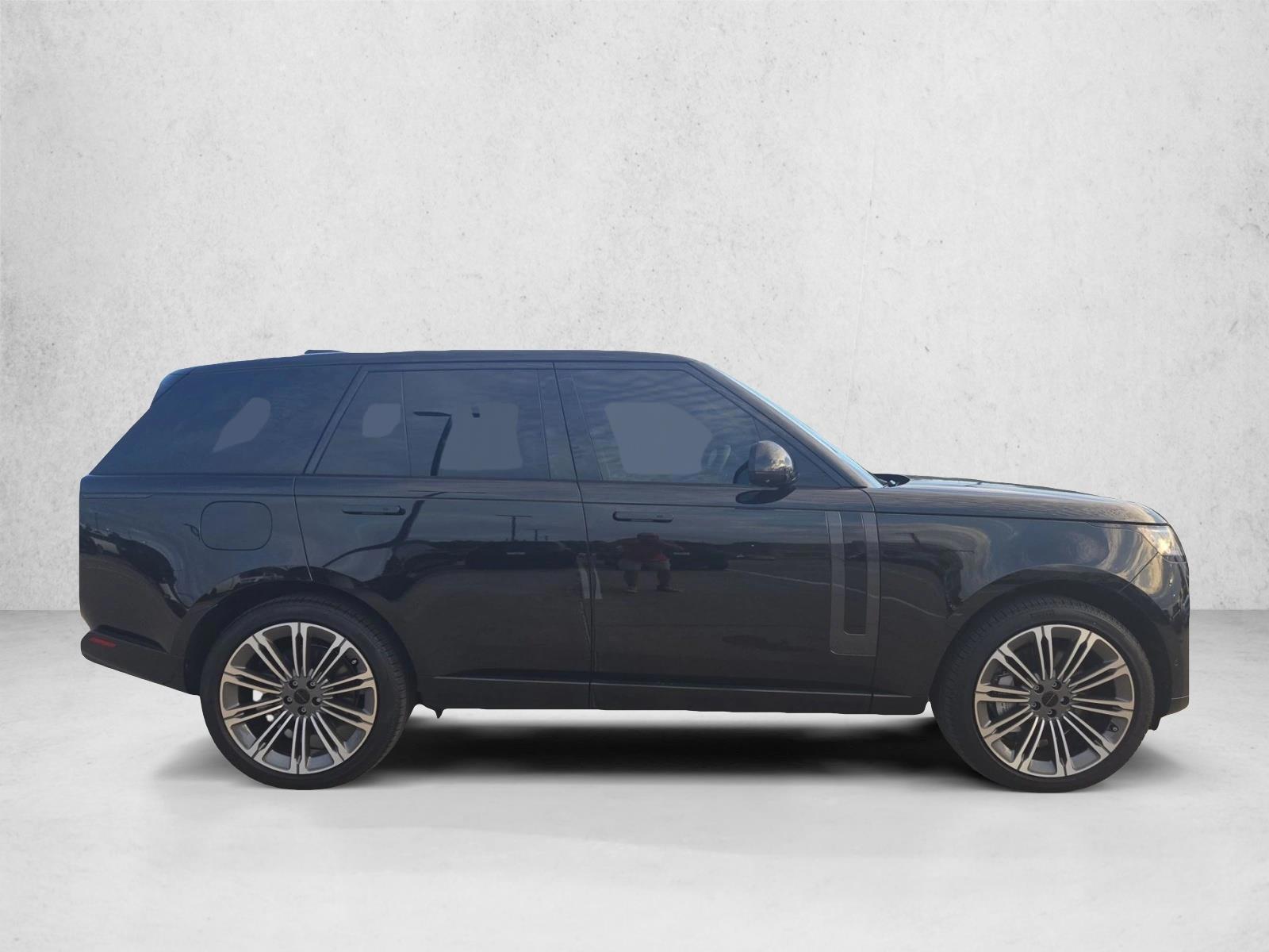 2026 Land Rover Range Rover SE - Photo 6