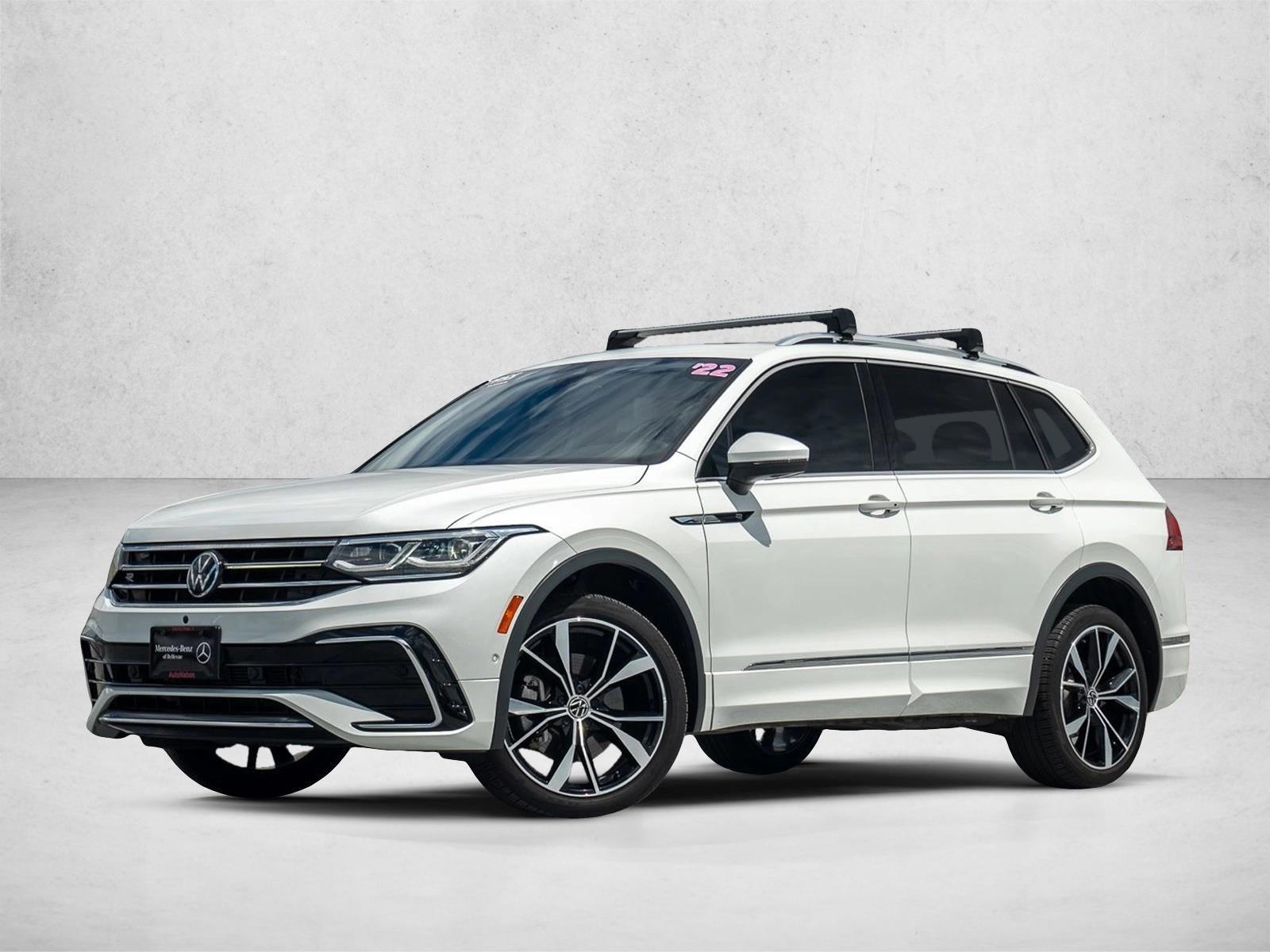 Thumbnail: 2022 Volkswagen Tiguan - 1