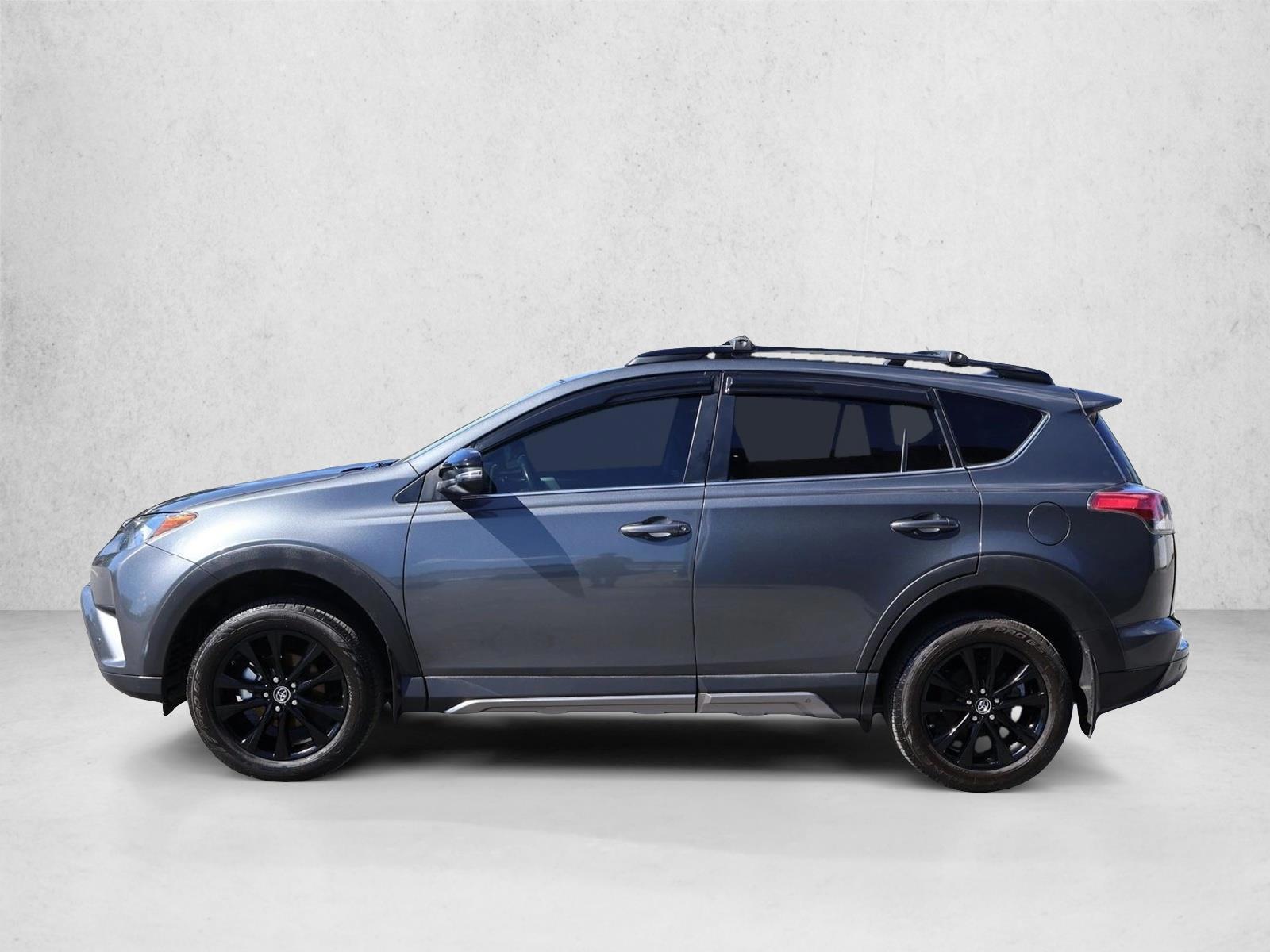 Thumbnail: 2018 Toyota RAV4 - 2