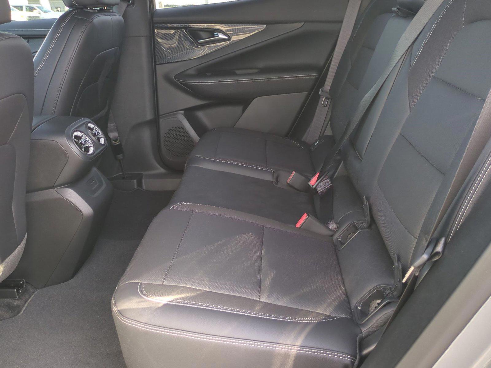 2025 Chevrolet Blazer EV LT - Photo 15