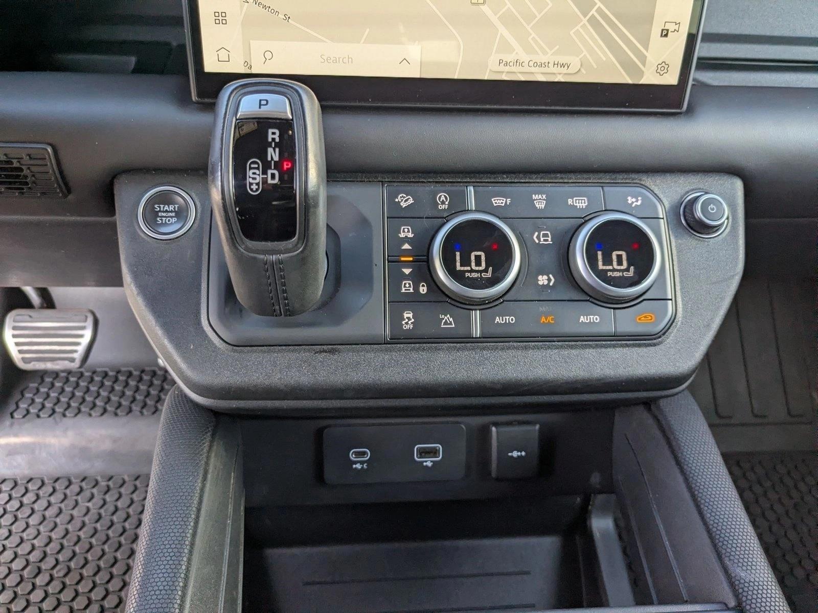 2022 Land Rover Defender V8 - Photo 12